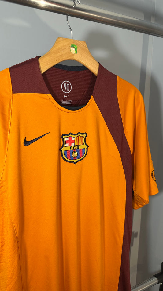 FC BARCELONA 2004 TRAINING JERSEY (M)