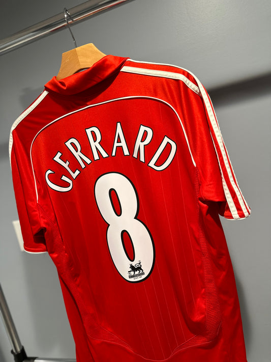 Liverpool Steven Gerrard 2006/08 Home Kit - Medium