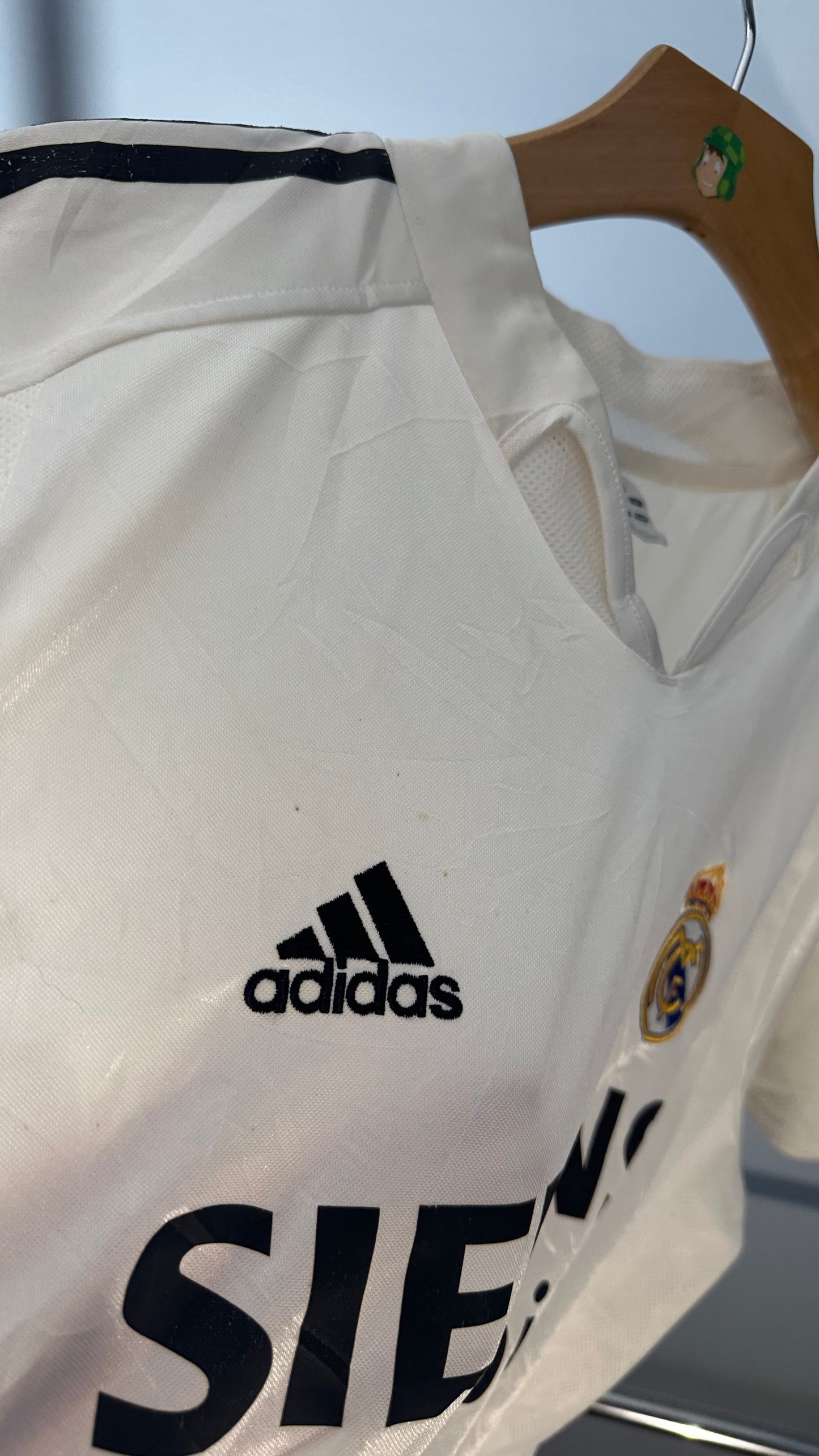 REAL MADRID 2004 X LUIS FIGO (L)
