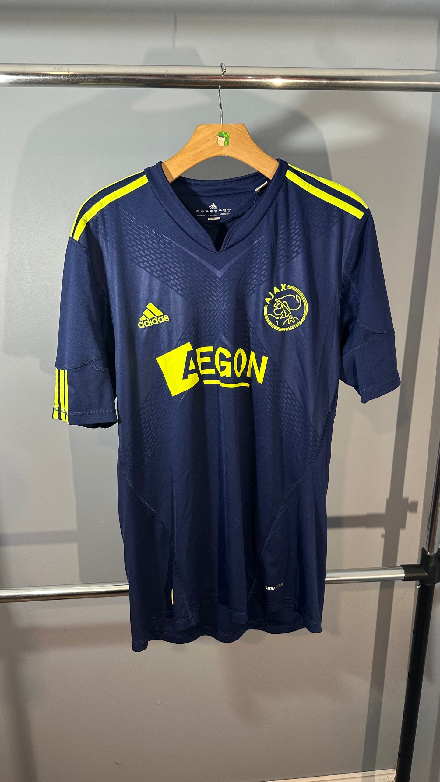 AJAX 2010 AWAY X LUIS SUAREZ (L)