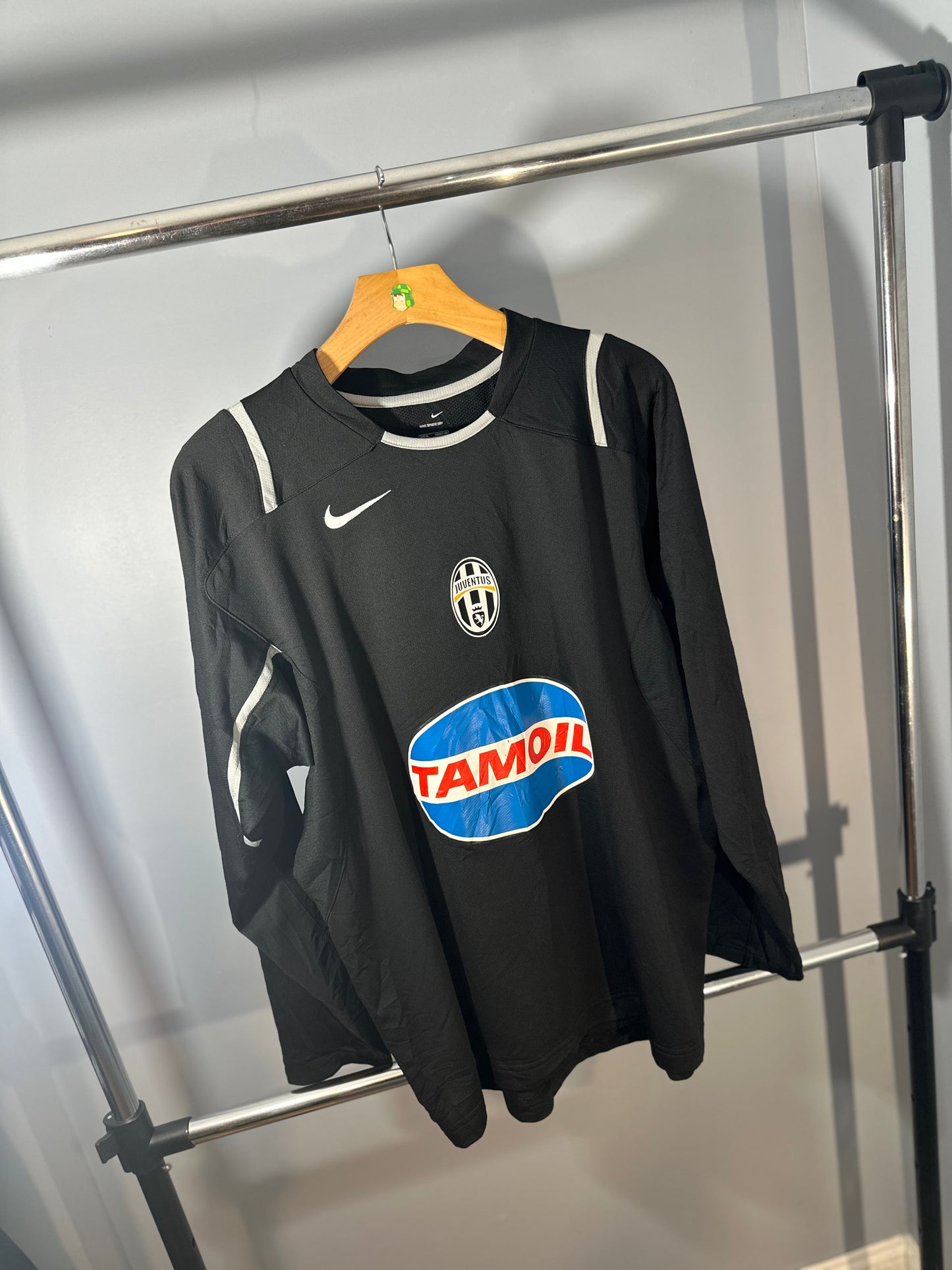 JUVENTUS 2005 TRAINING JERSEY (XL)