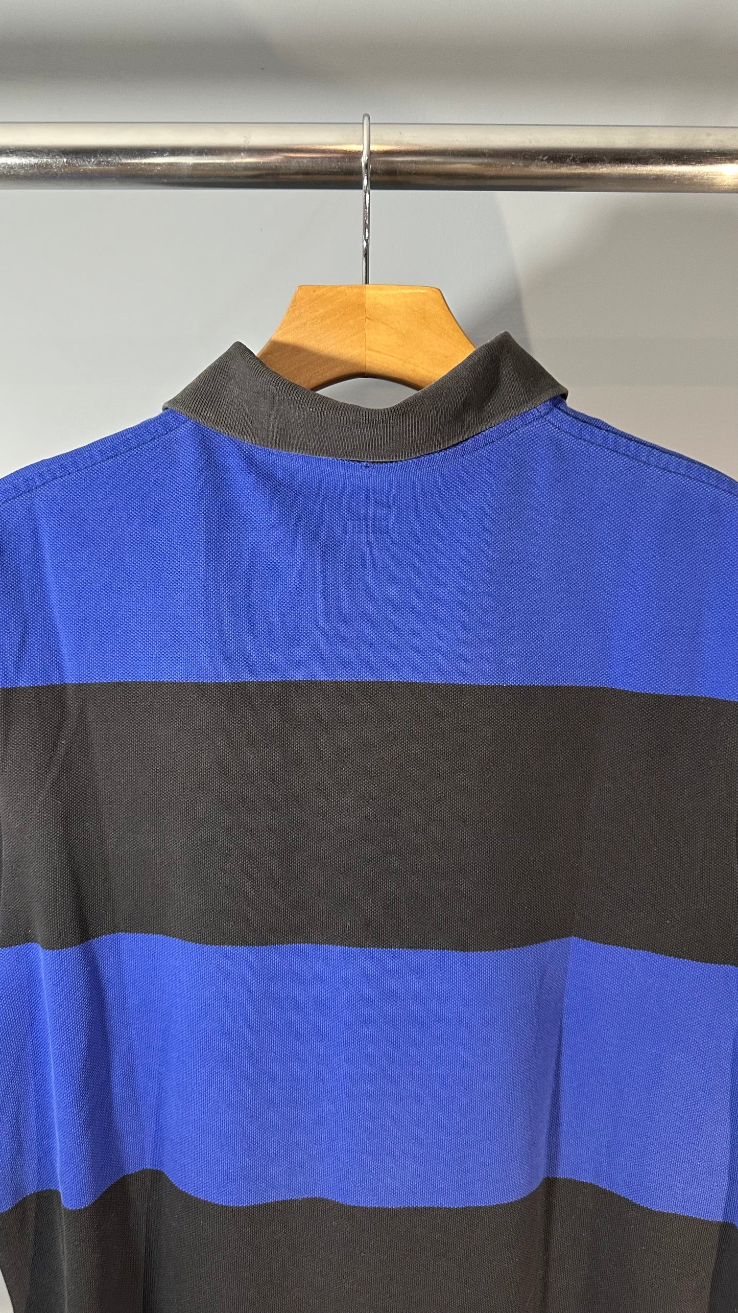 MANCHESTER UNITED 2011 TRAVEL POLO (L)