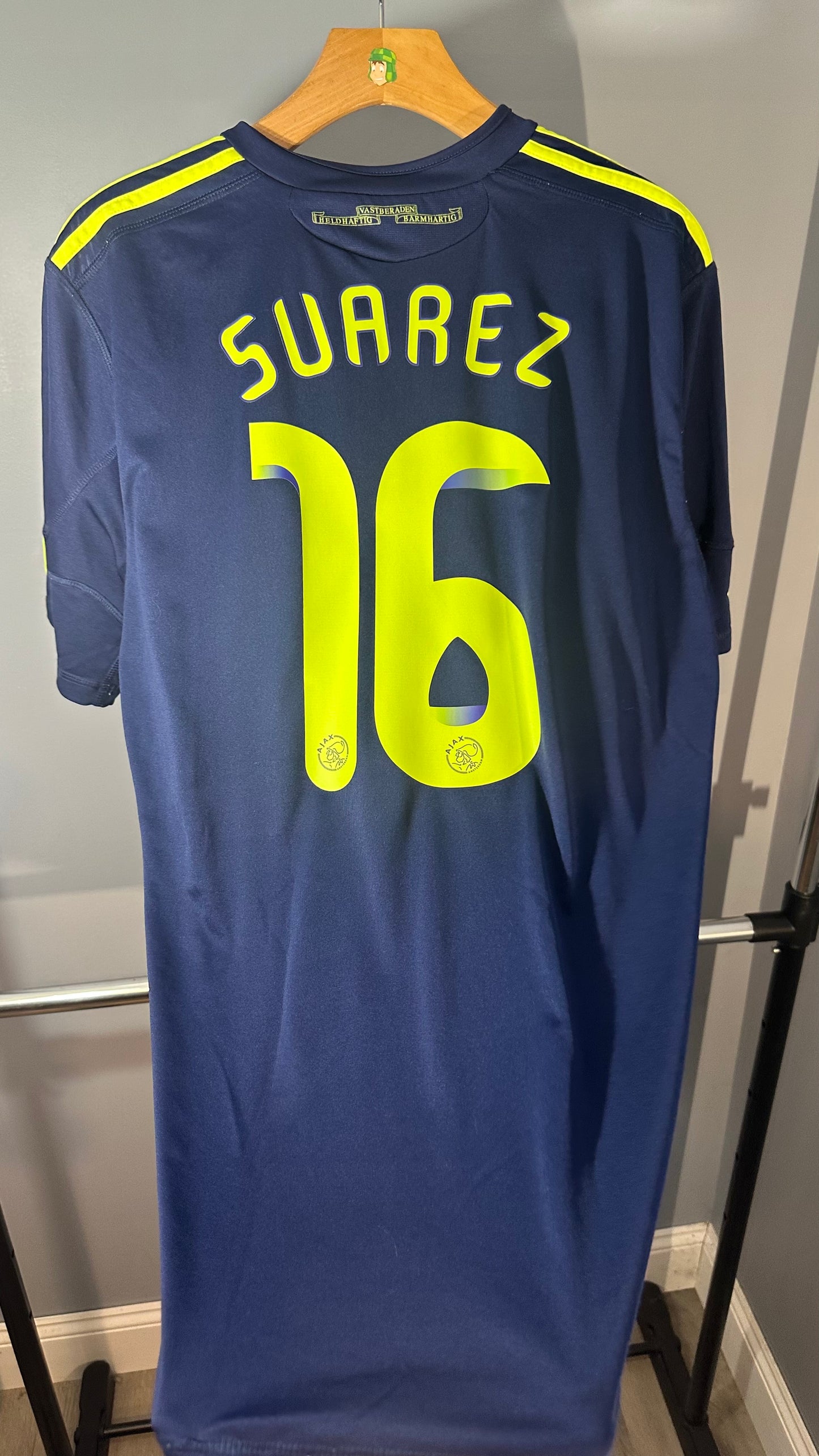 AJAX 2010 AWAY X LUIS SUAREZ (L)
