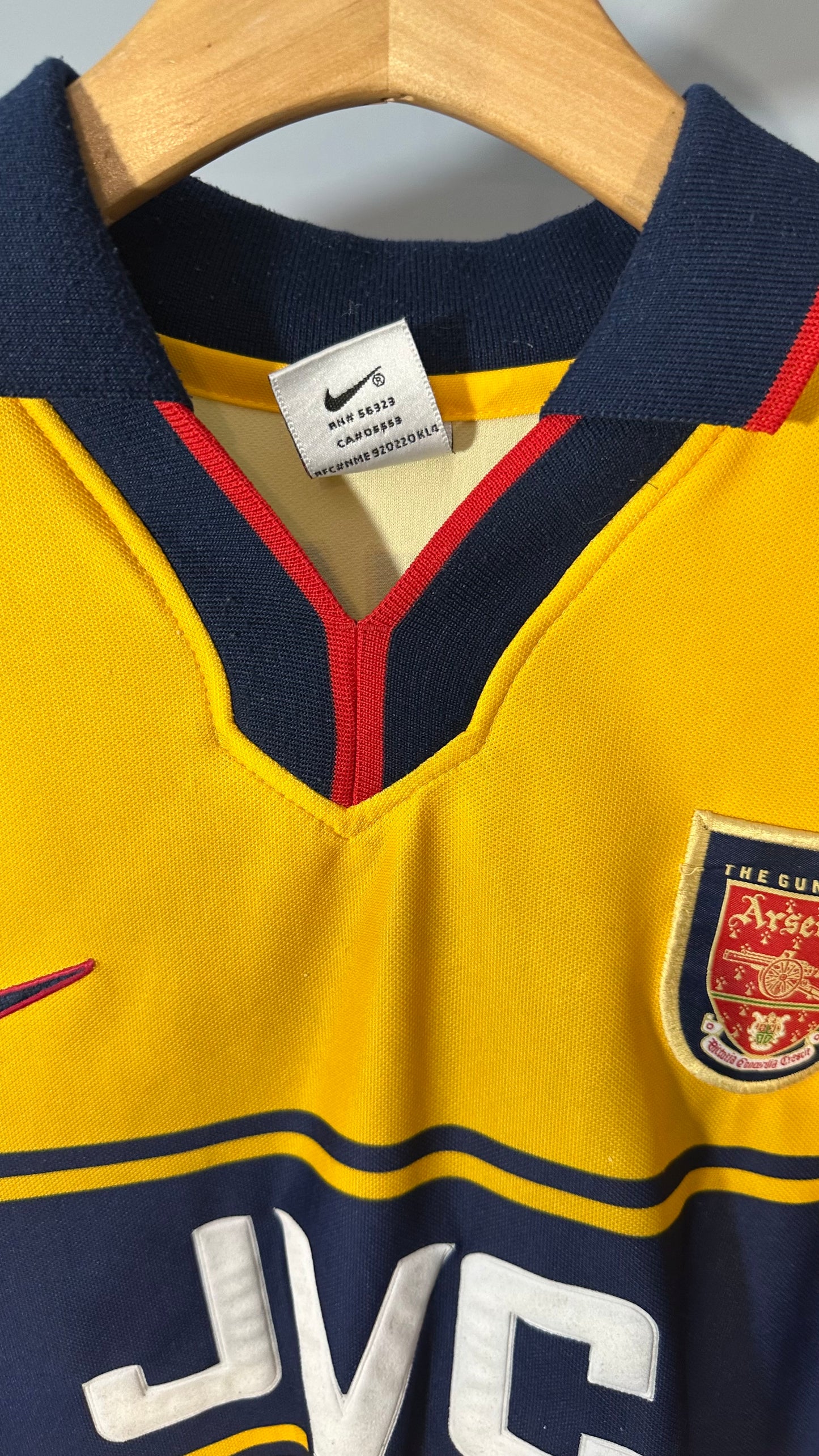 ARSENAL 1998 X BERGKAMP AWAY (L)