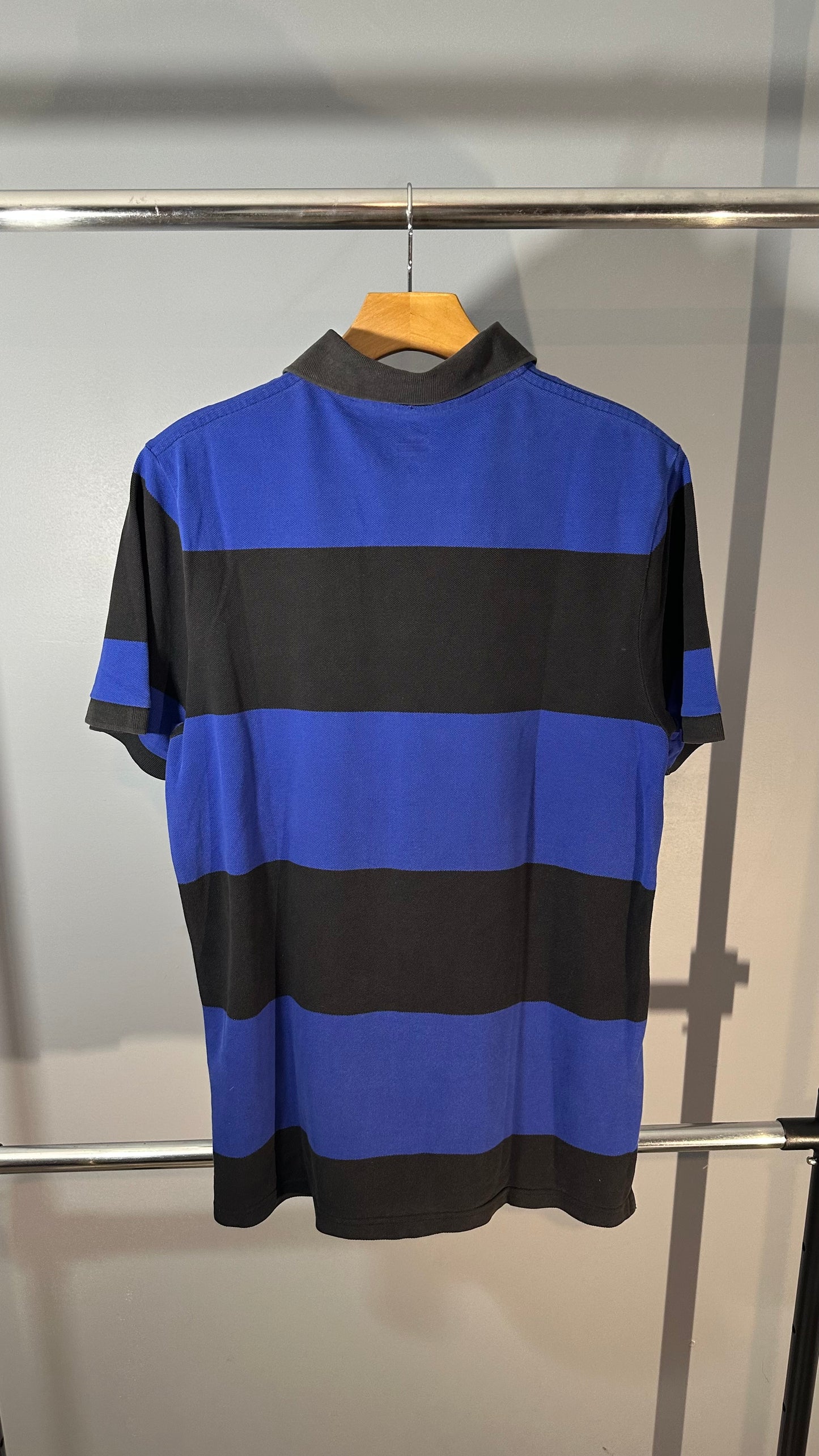 MANCHESTER UNITED 2011 TRAVEL POLO (L)