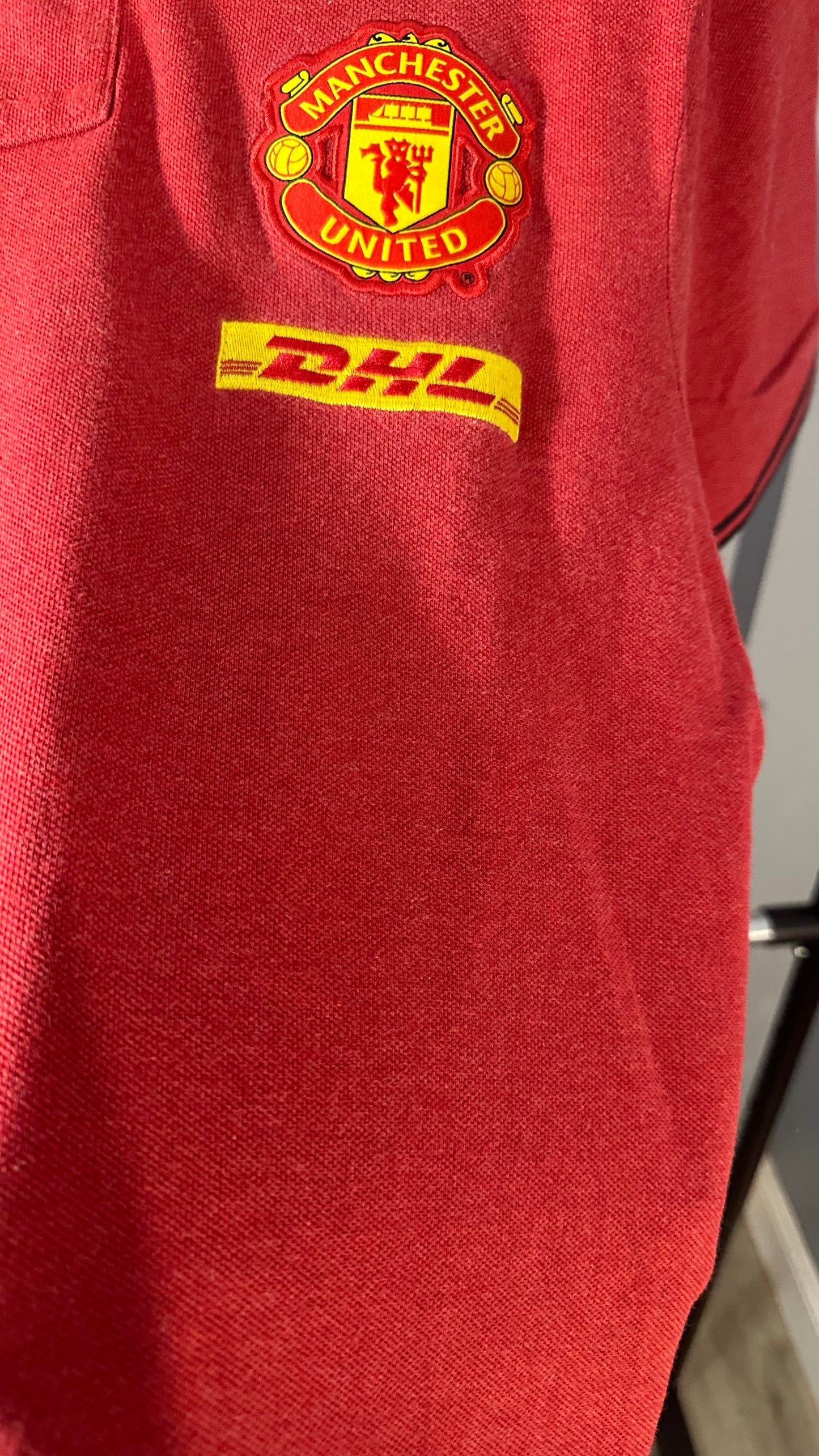 MAN UTD 2011 TRAVEL POLO (L)