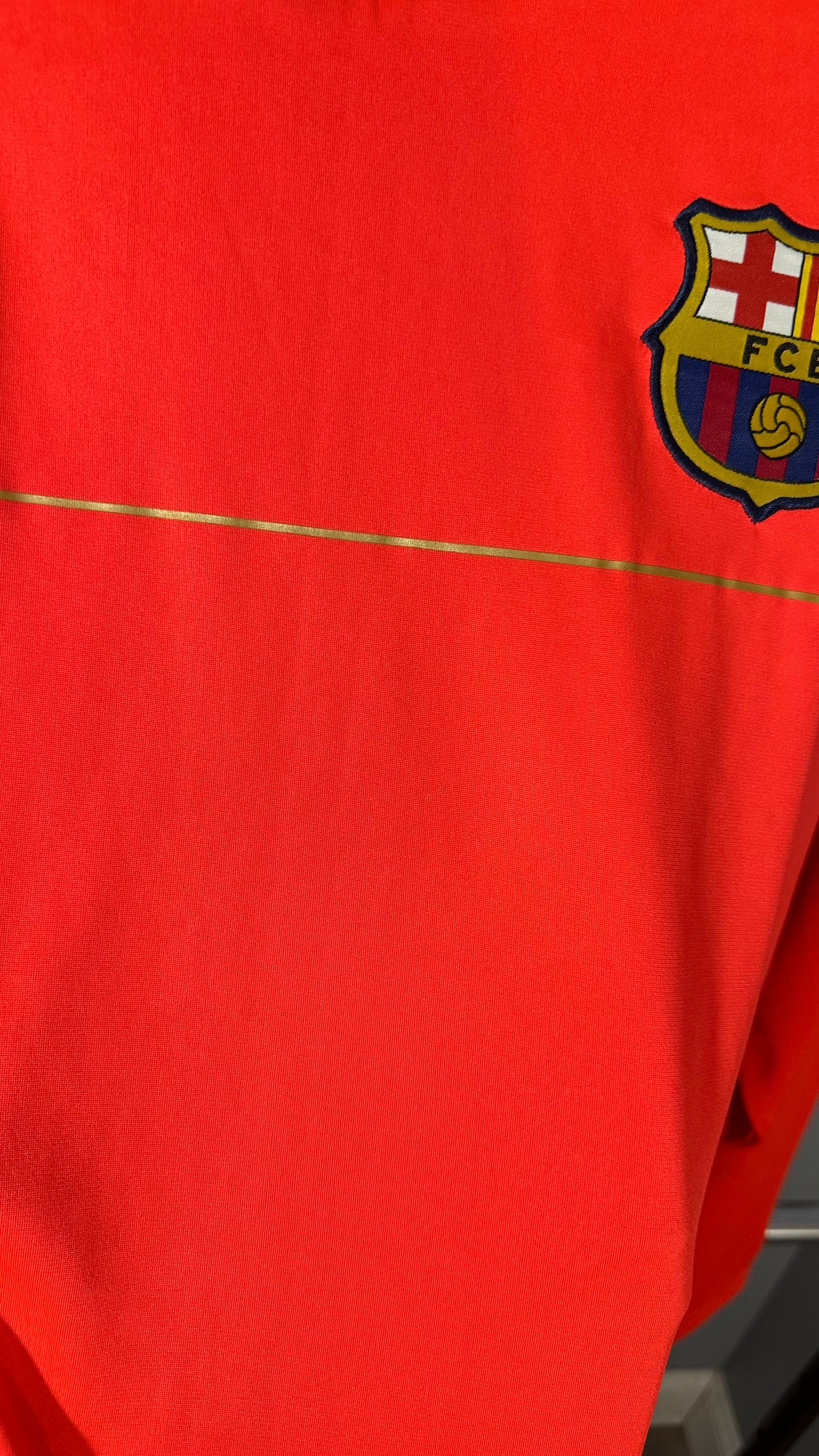 FC BARCELONA 2008 TRAINING JERSEY (XL)