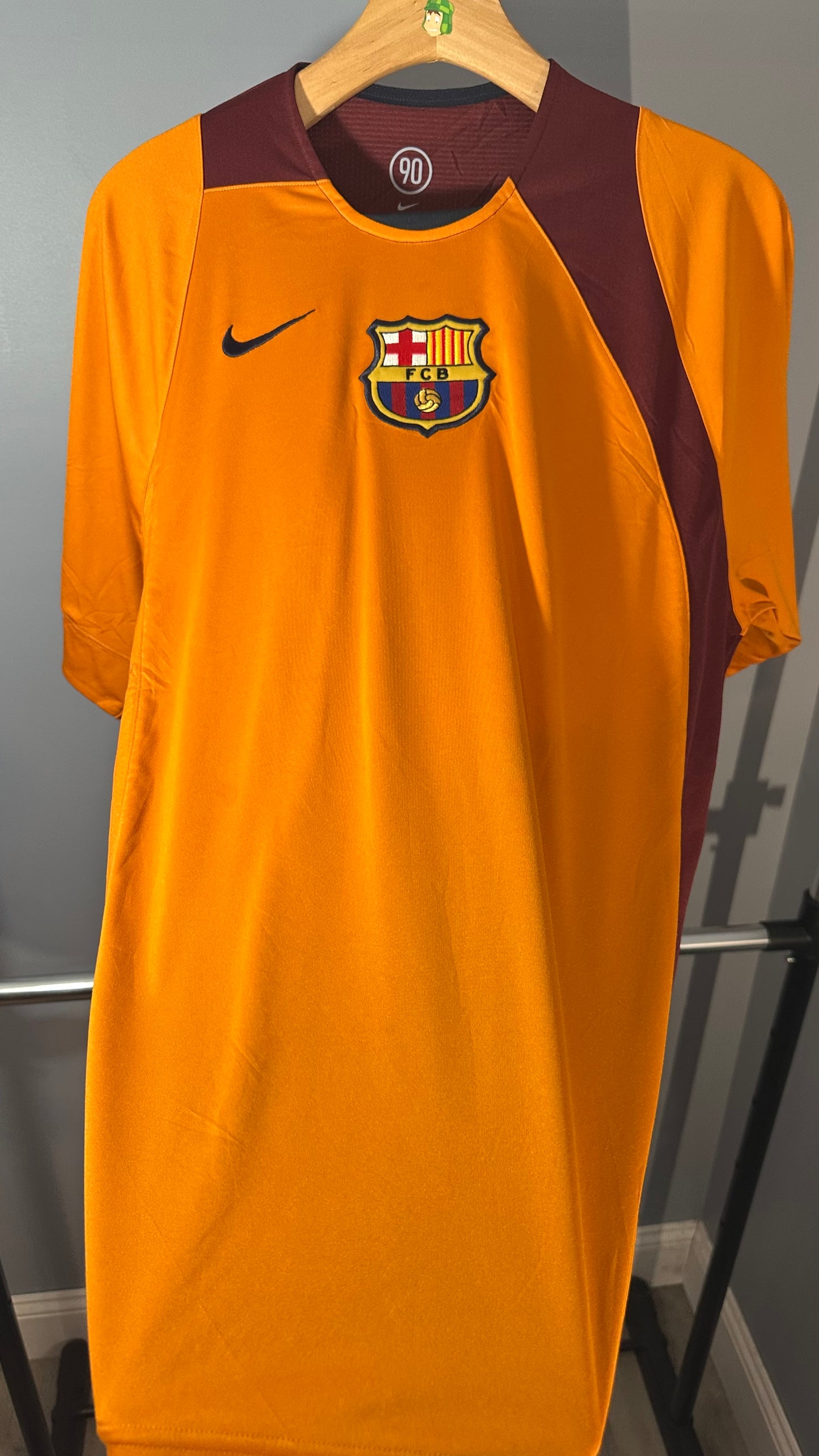 FC BARCELONA 2004 TRAINING JERSEY (M)