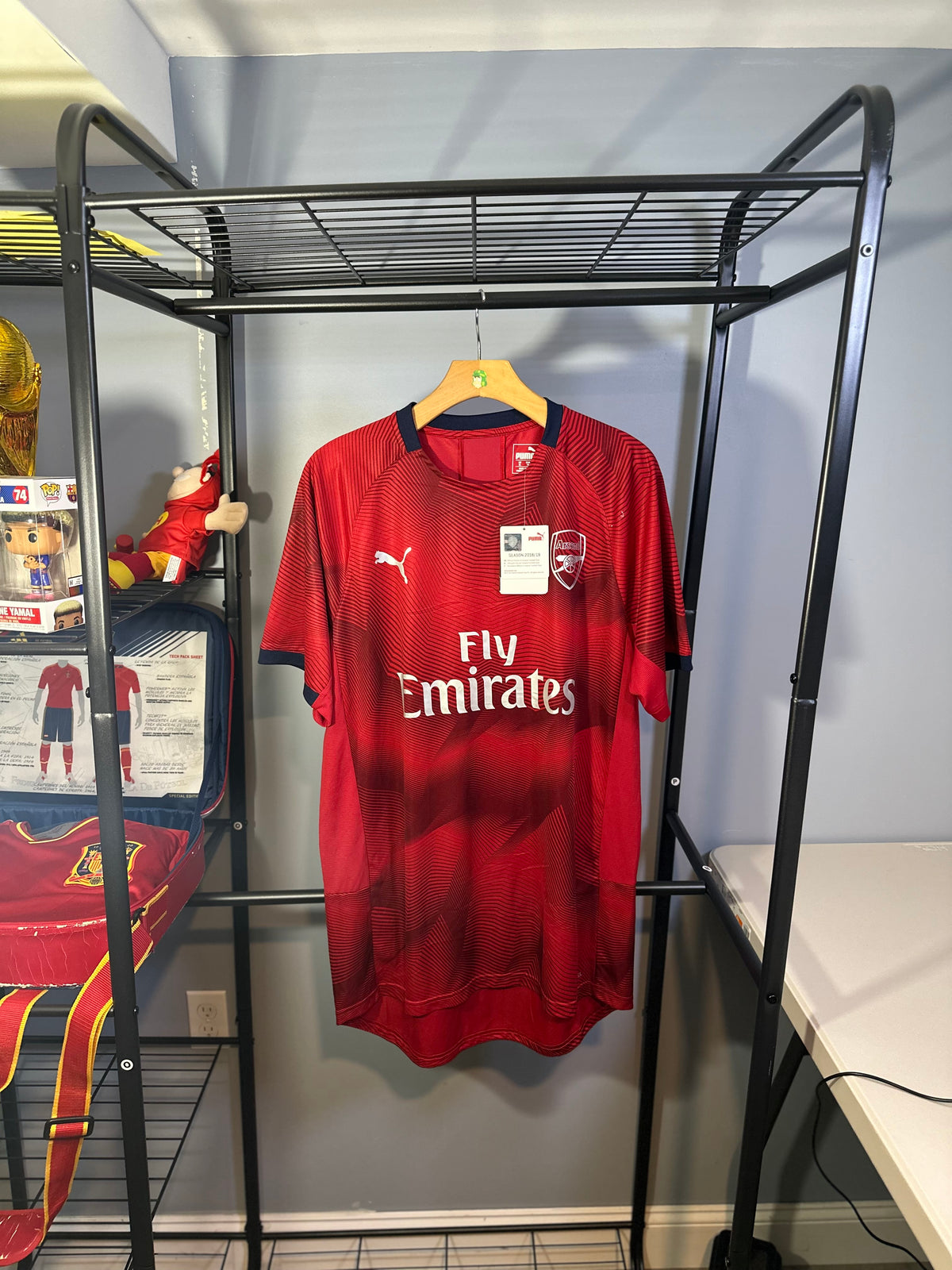 ARSENAL 2018 TRAINING JERSEY (XL) BNWT