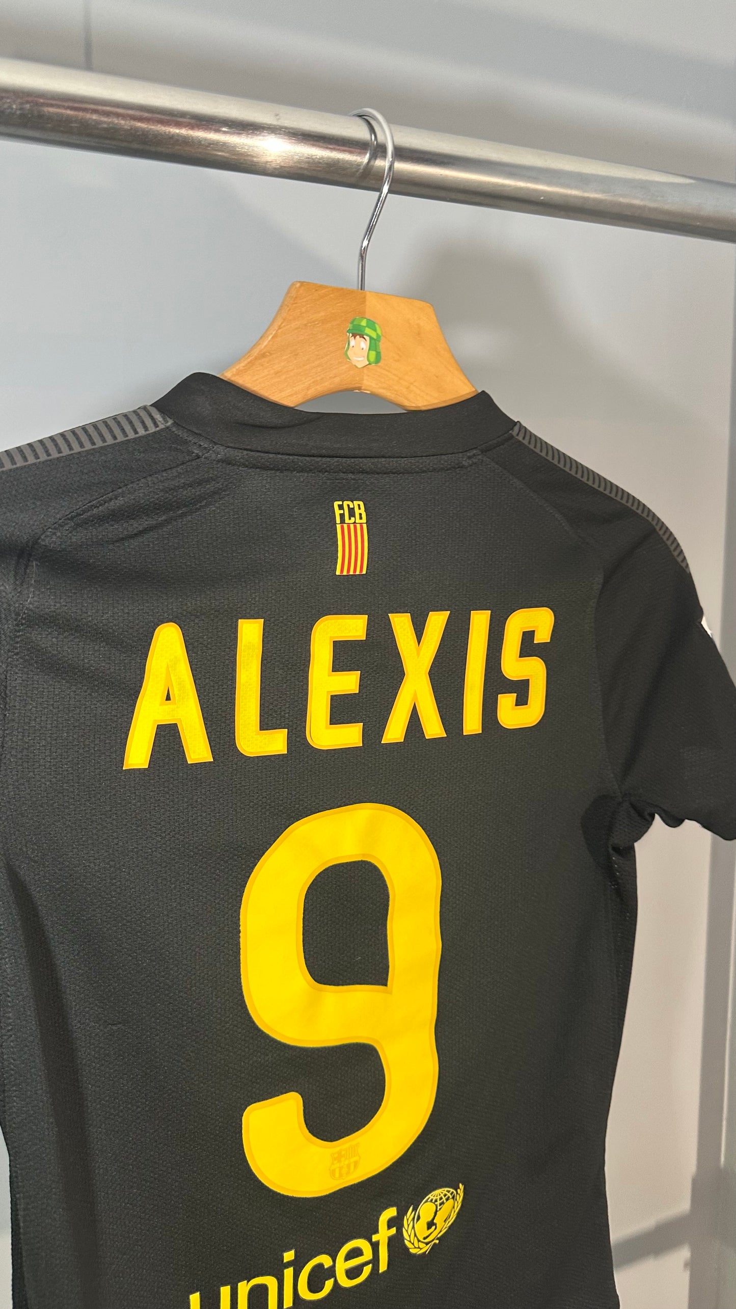 FC BARCELONA 2011 AWAY X ALEXIS SANCHEZ (KID’S S)