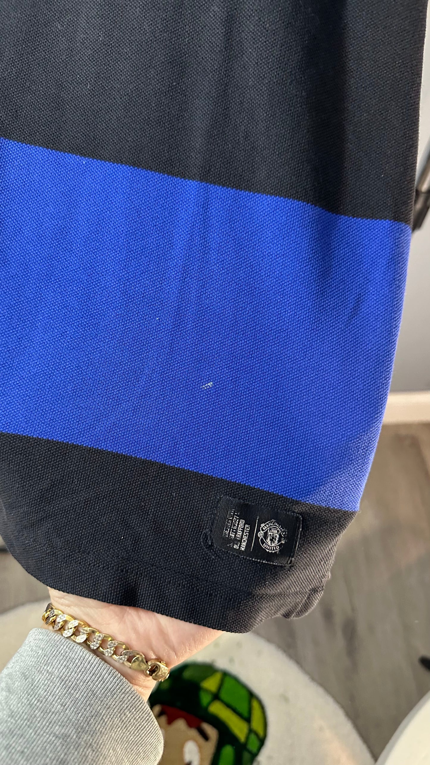 MANCHESTER UNITED 2011 TRAVEL POLO (L)