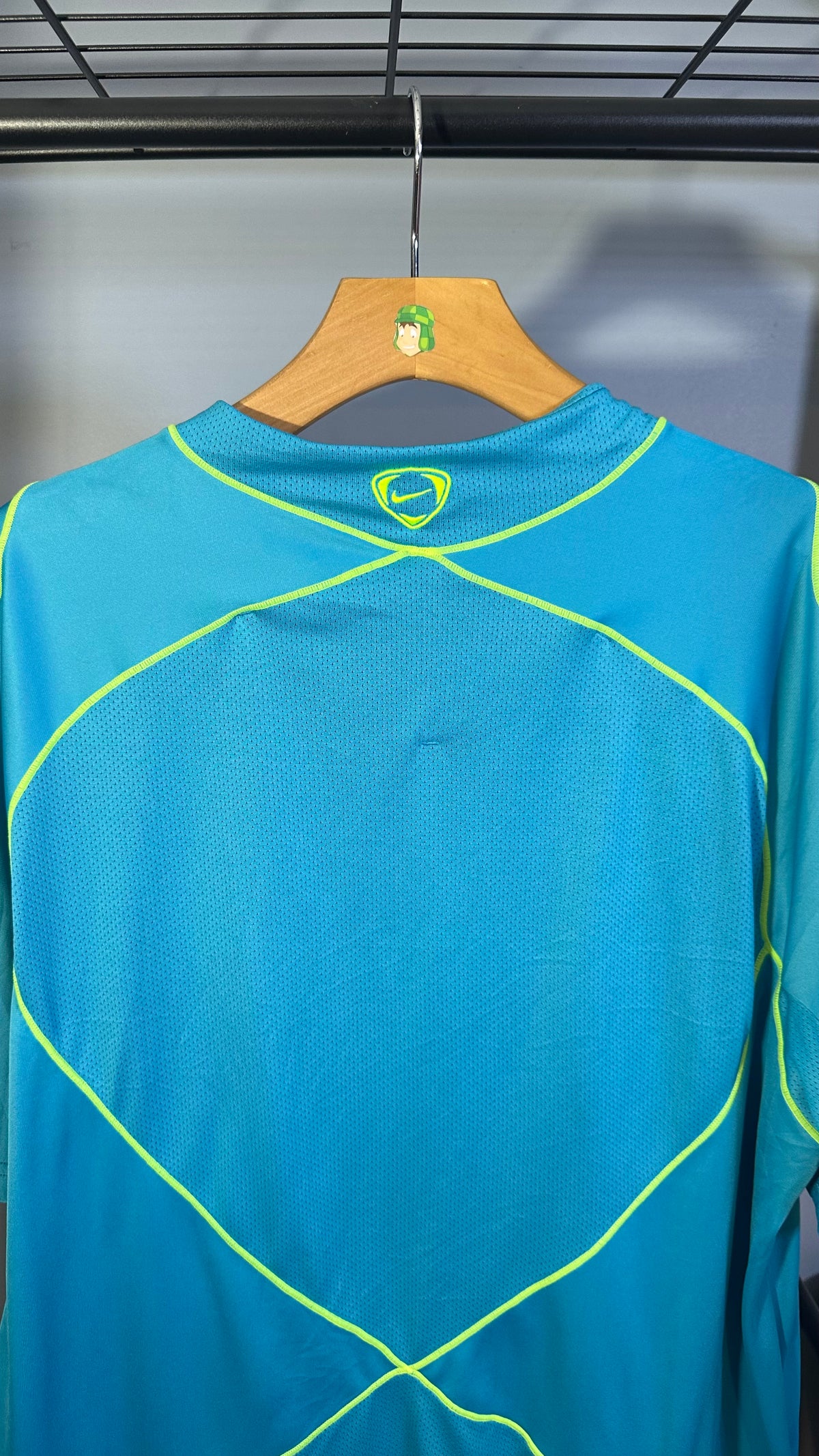 FC BARCELONA 2007 TRAINING JERSEY (2XL)