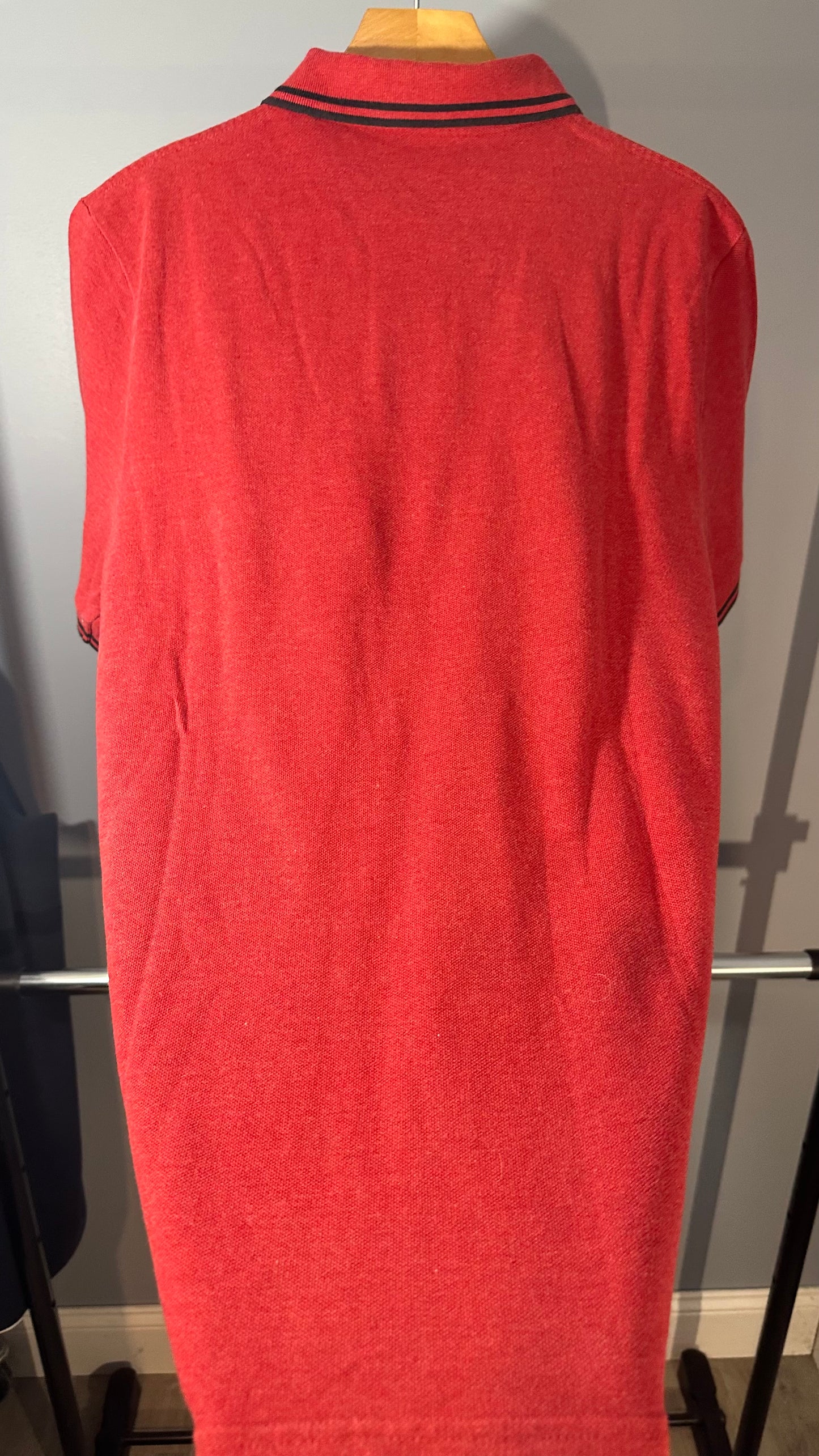 MAN UTD 2011 TRAVEL POLO (L)