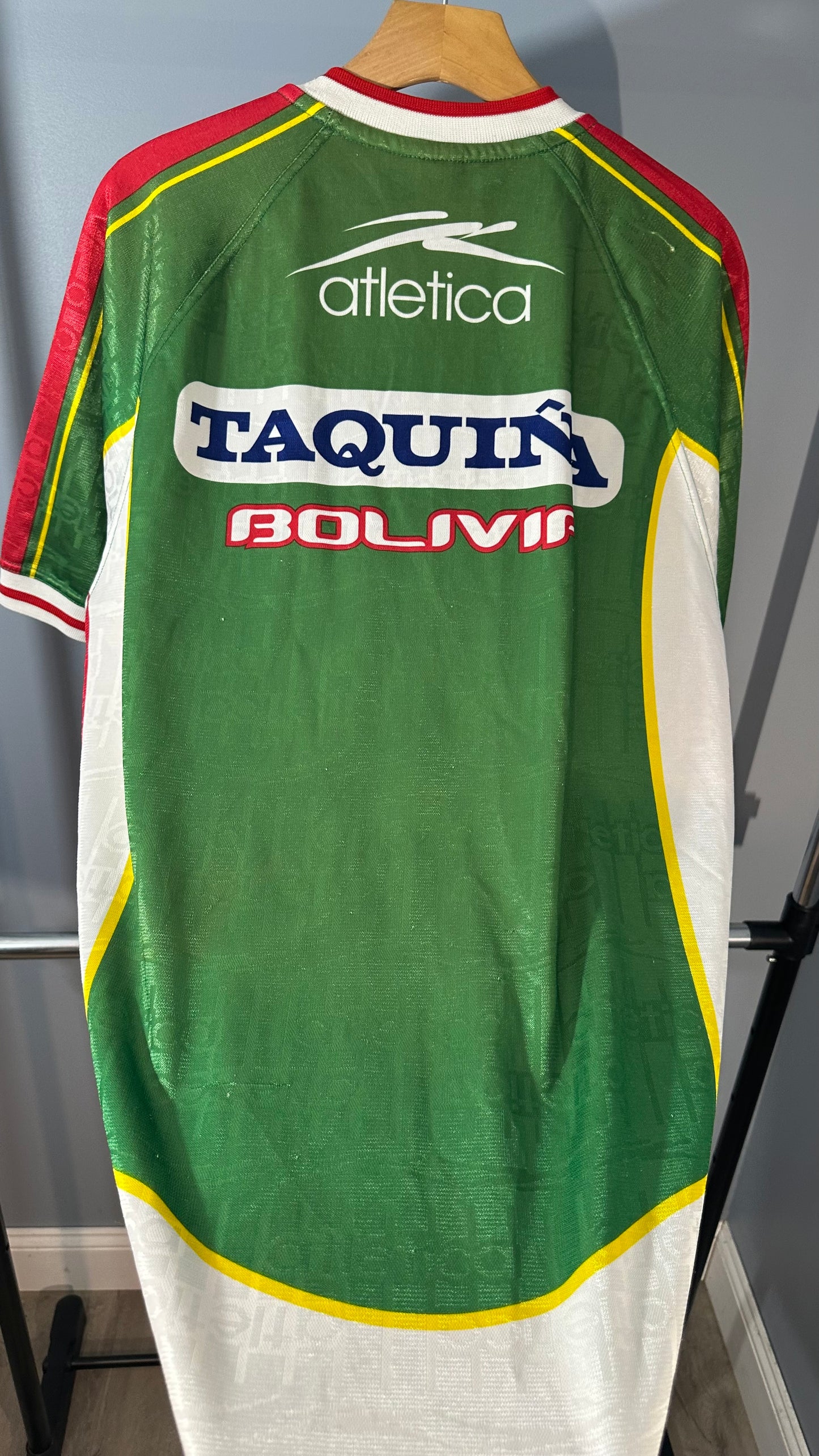 BOLIVIA 2001 TRAINING JERSEY (L)