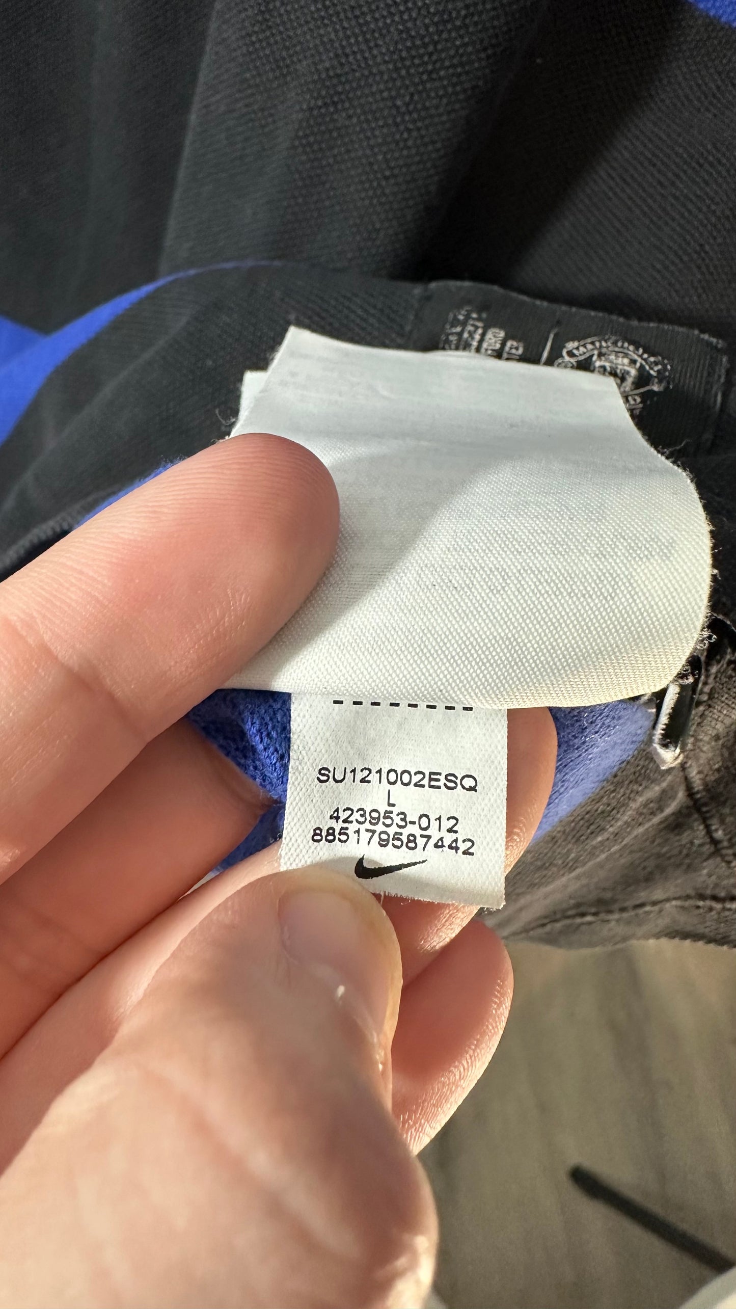 MANCHESTER UNITED 2011 TRAVEL POLO (L)