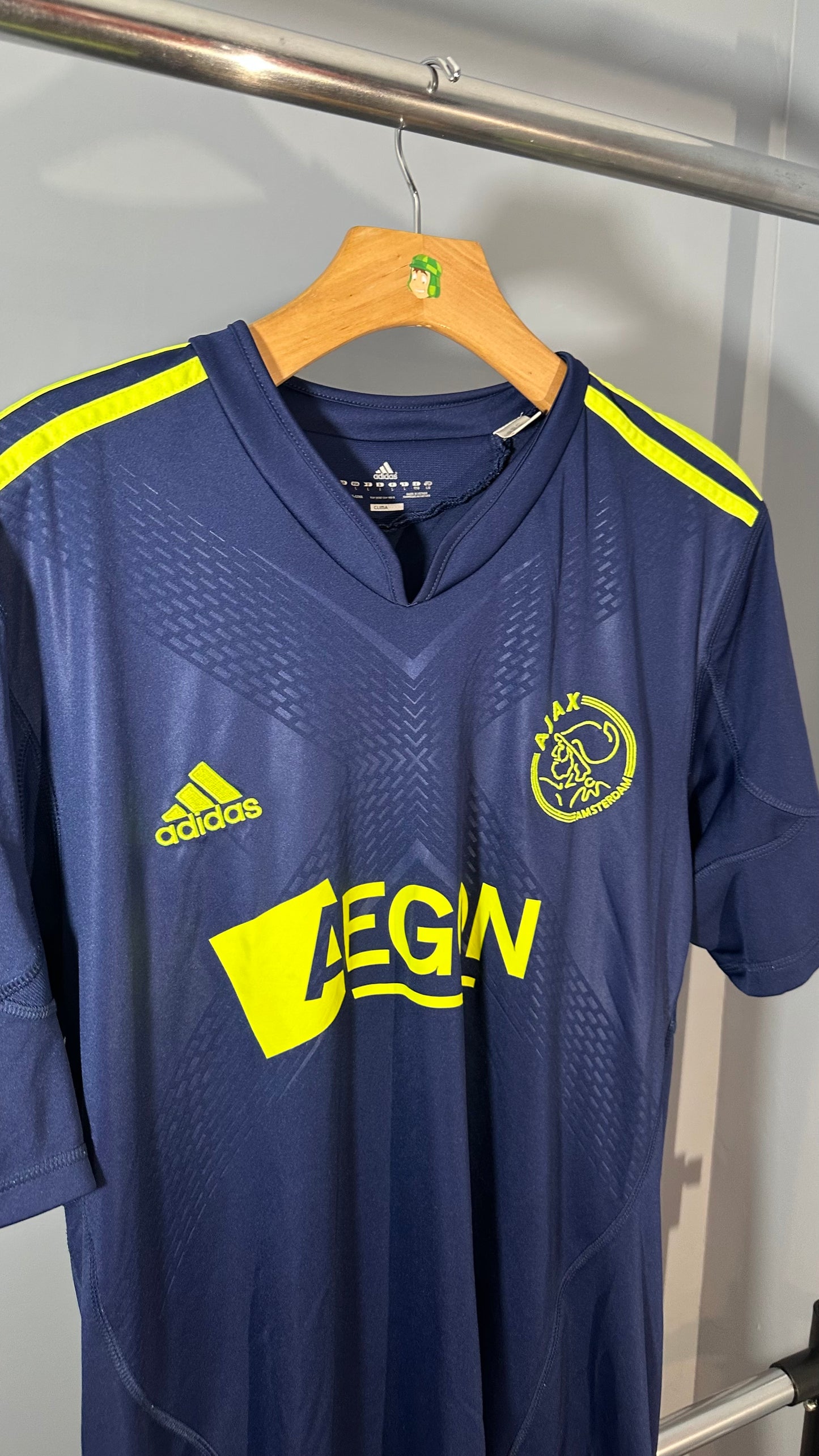 AJAX 2010 AWAY X LUIS SUAREZ (L)