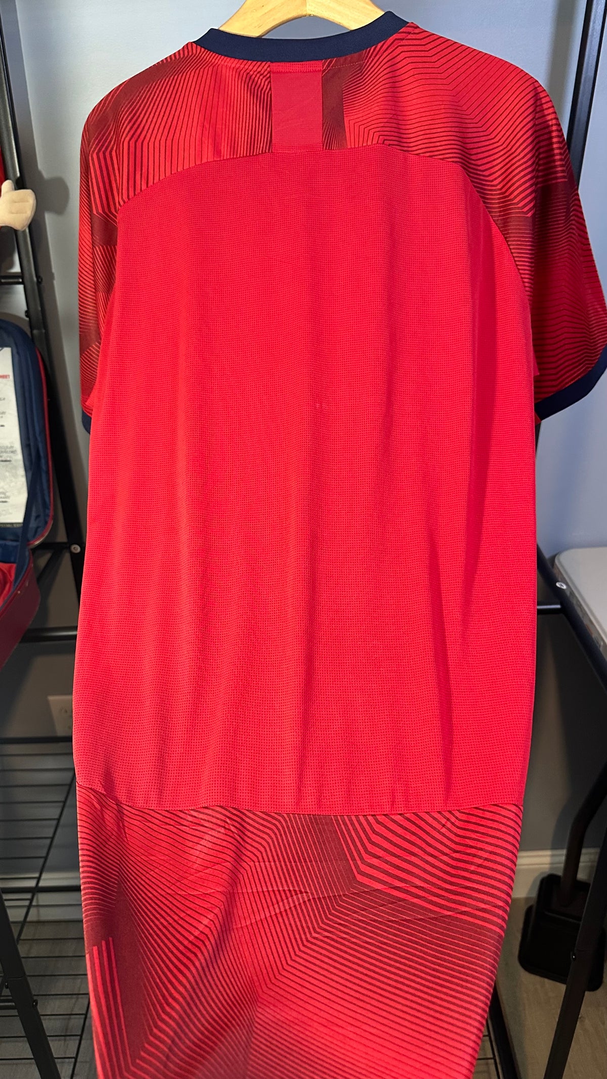 ARSENAL 2018 TRAINING JERSEY (XL) BNWT