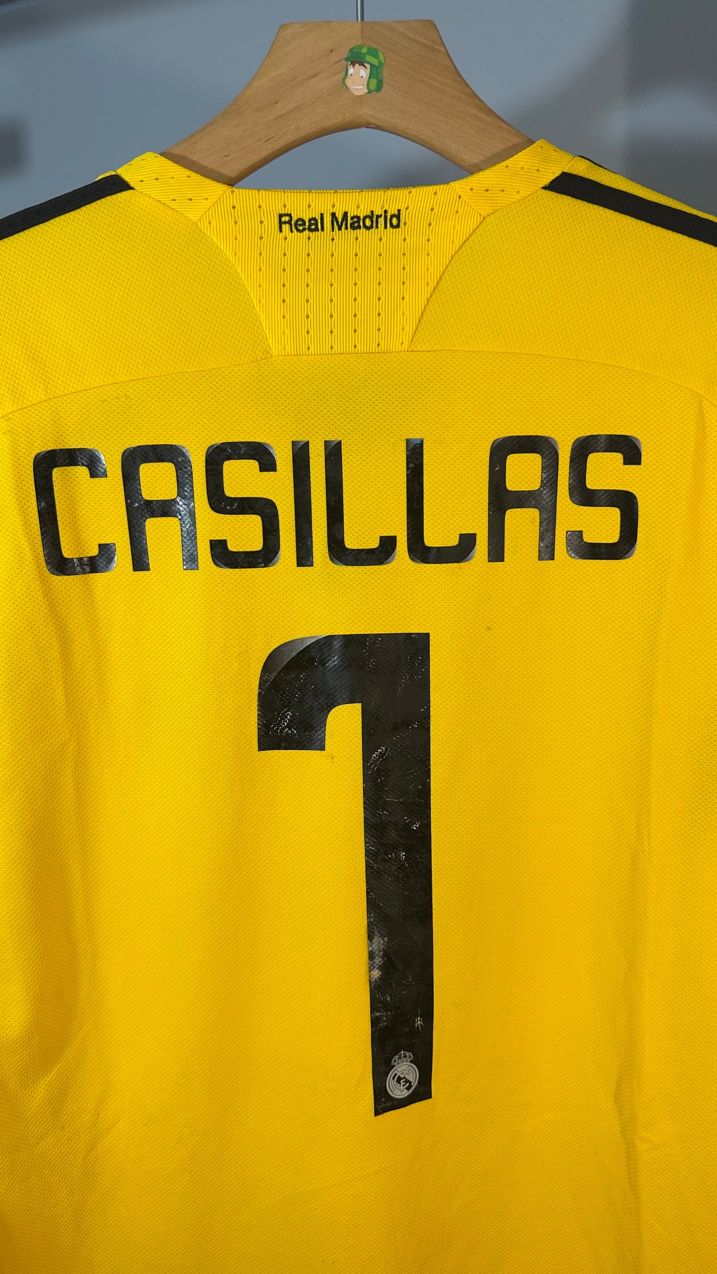 REAL MADRID 2008/09 GOALKEEPER - IKER CASILLAS (L)
