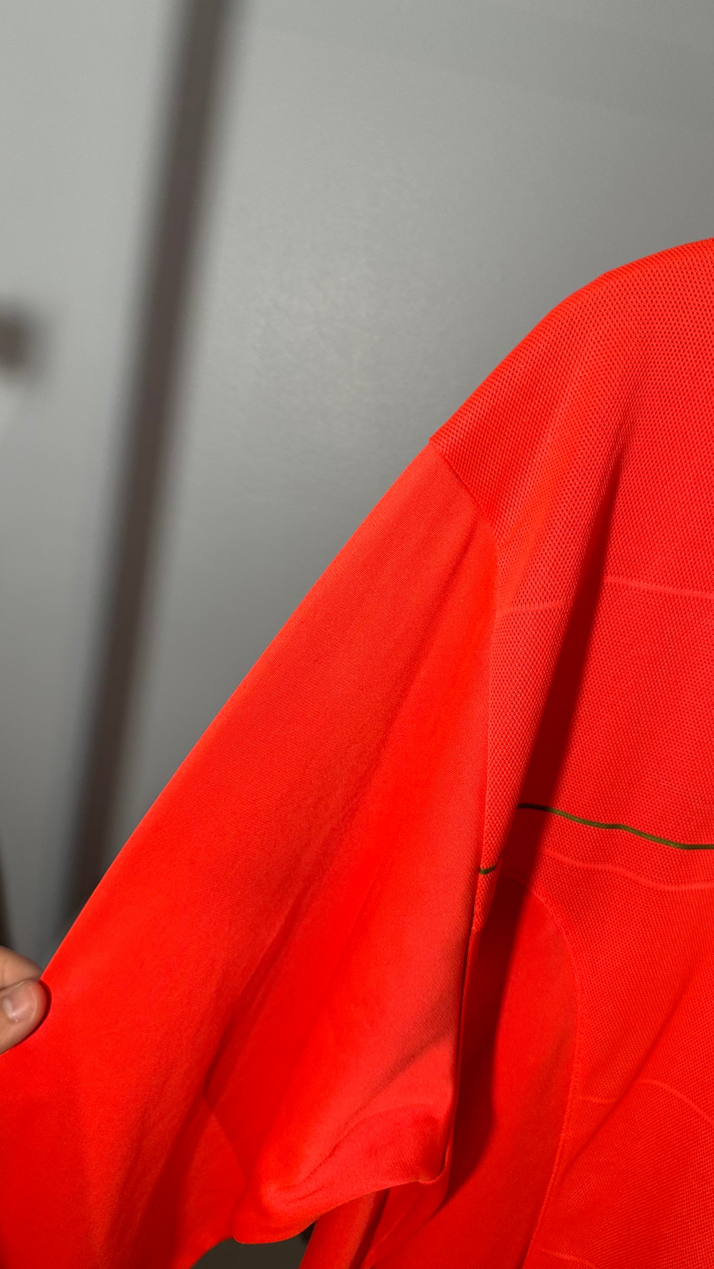 FC BARCELONA 2008 TRAINING JERSEY (XL)