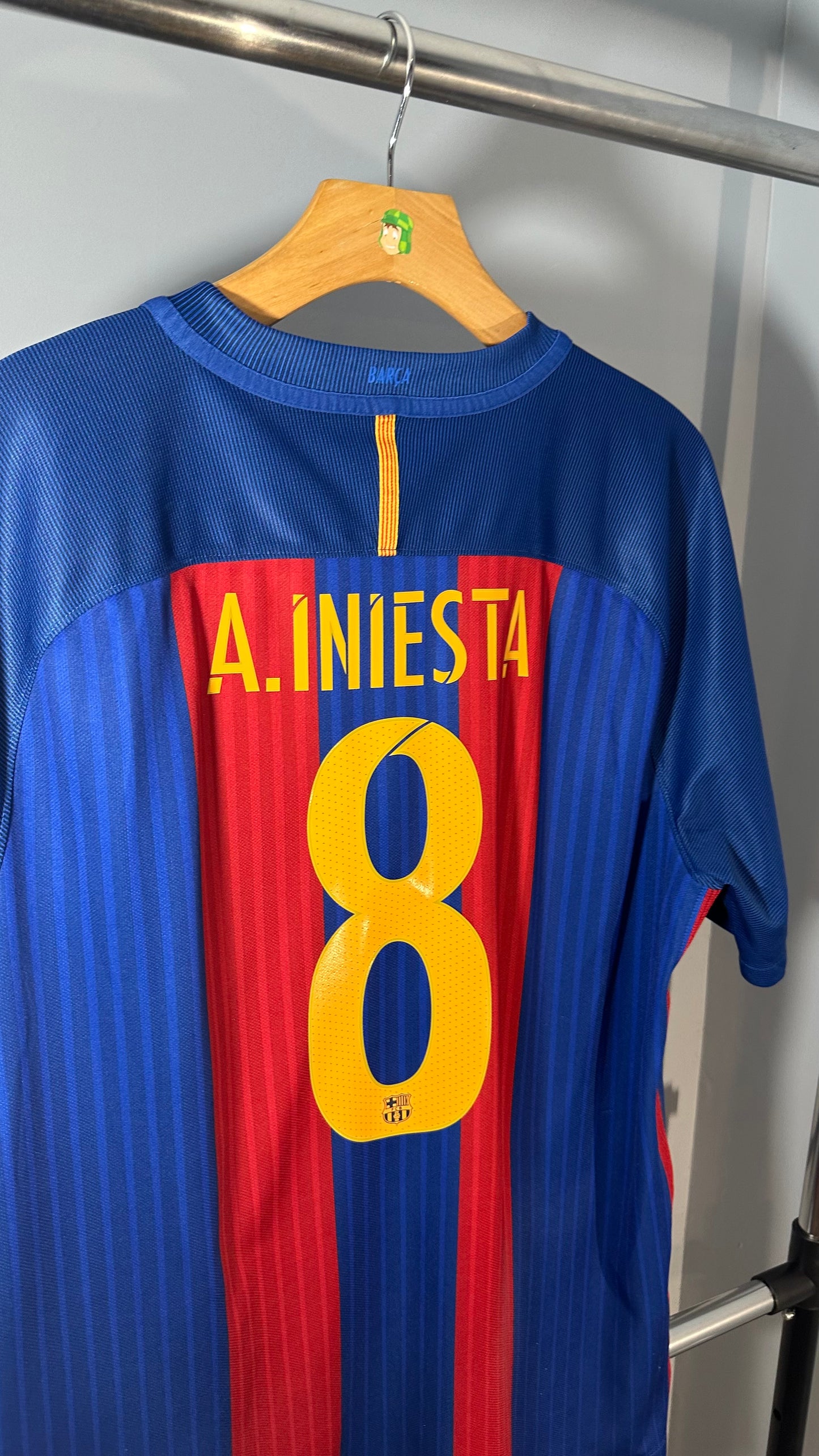 FC BARCELONA 2016 HOME X ANDRES INIESTA (XL)