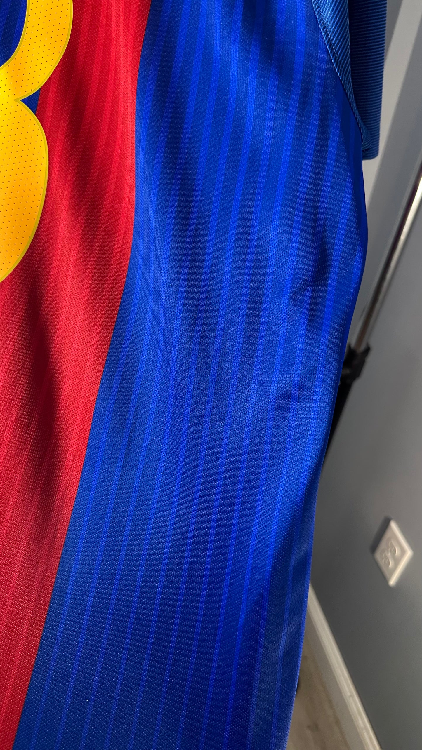 FC BARCELONA 2016 HOME X ANDRES INIESTA (XL)