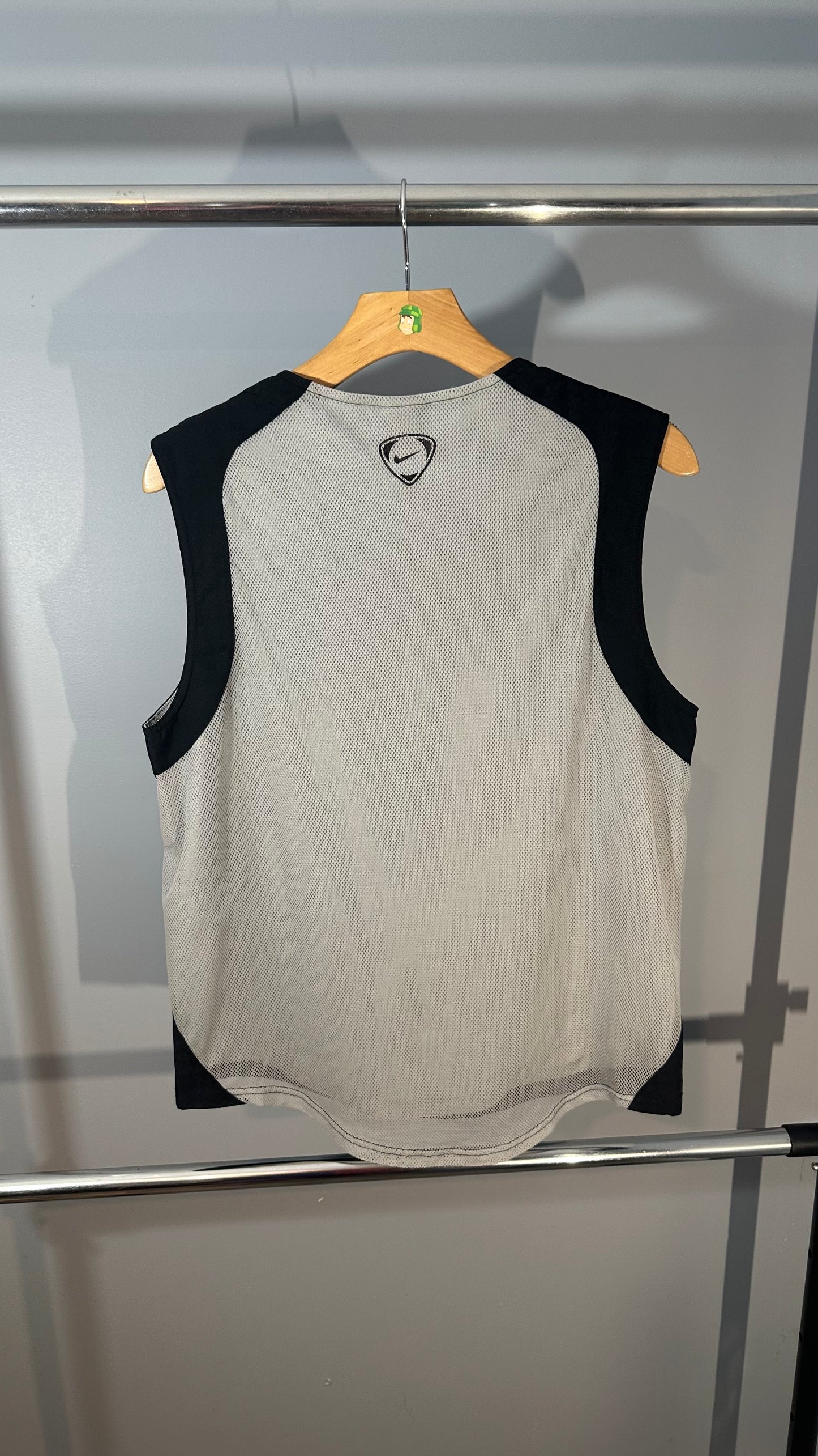 MANCHESTER UNITED 2003 TRAINING SLEEVELESS