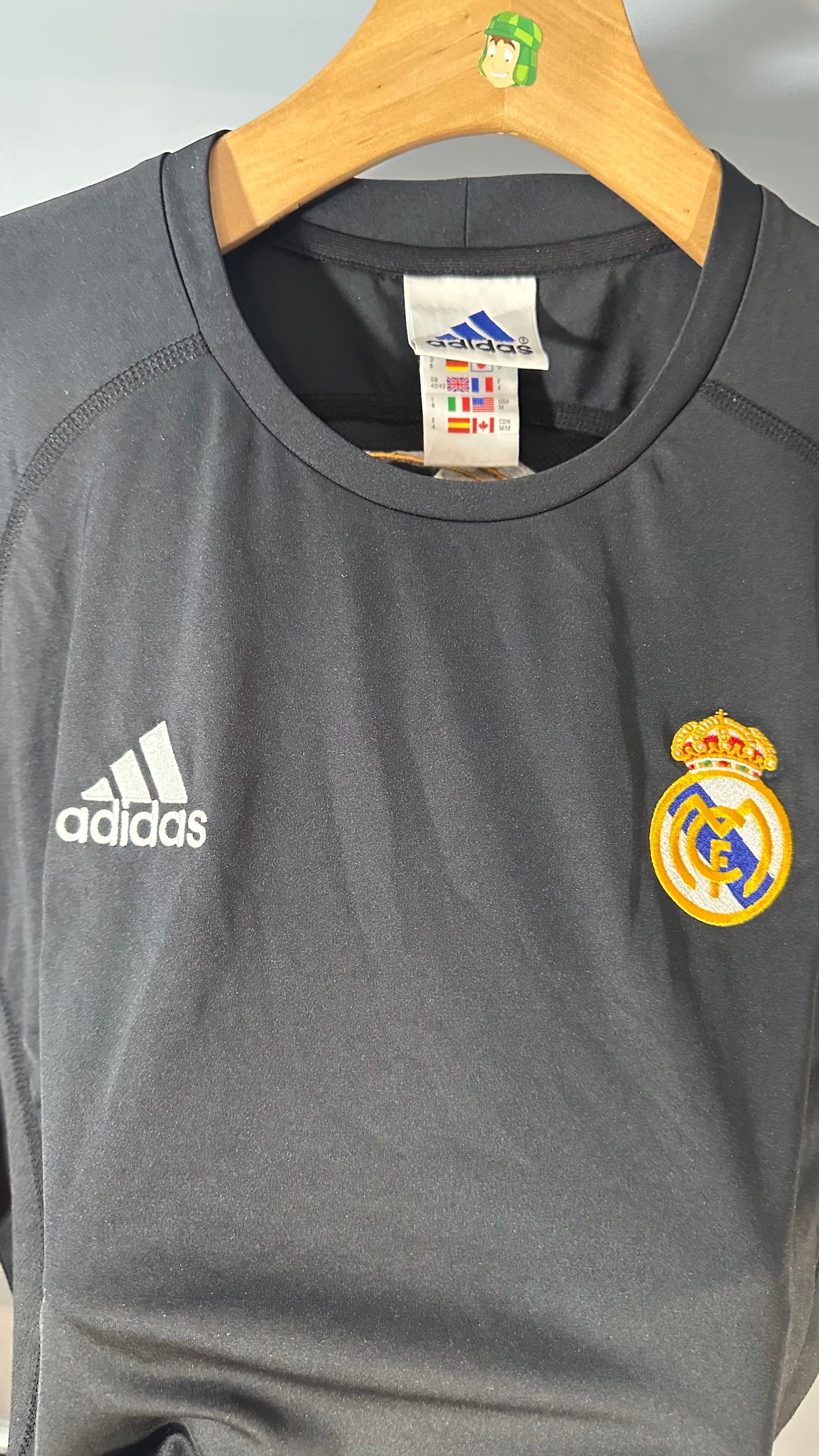 REAL MADRID 2002 TRAINING JERSEY (M)