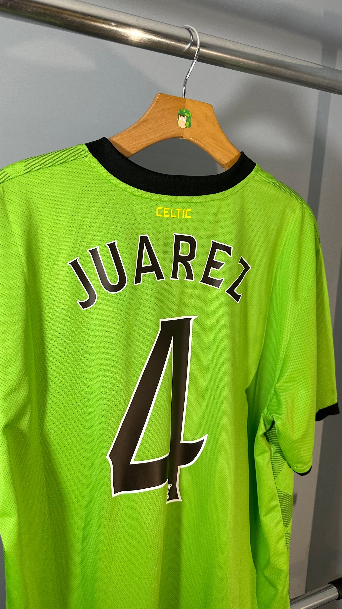 CELTIC 2010 AWAY X EFRAIN JUAREZ (XL)