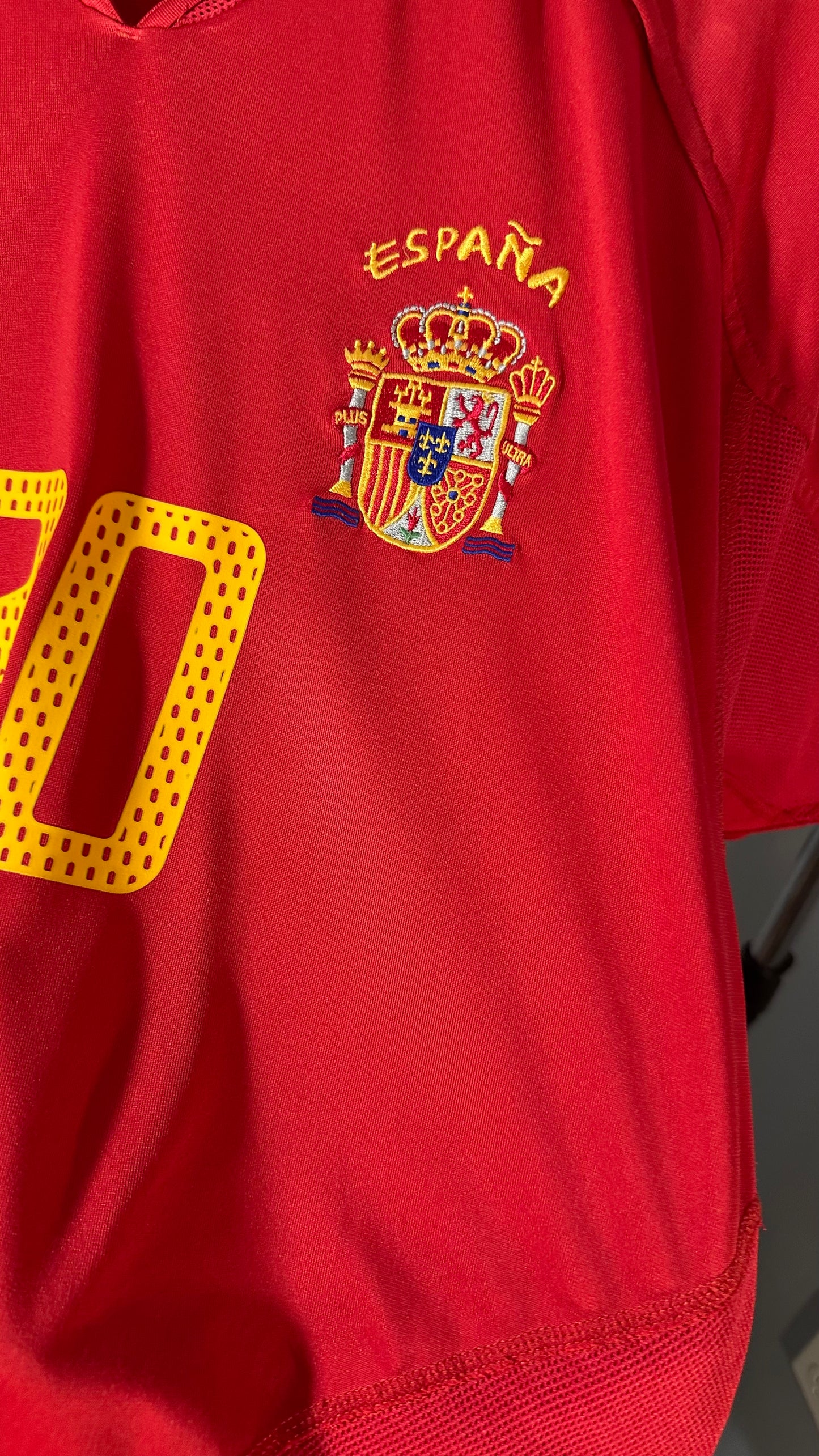 SPAIN 2004 HOME X XAVI HERNANDEZ (L)