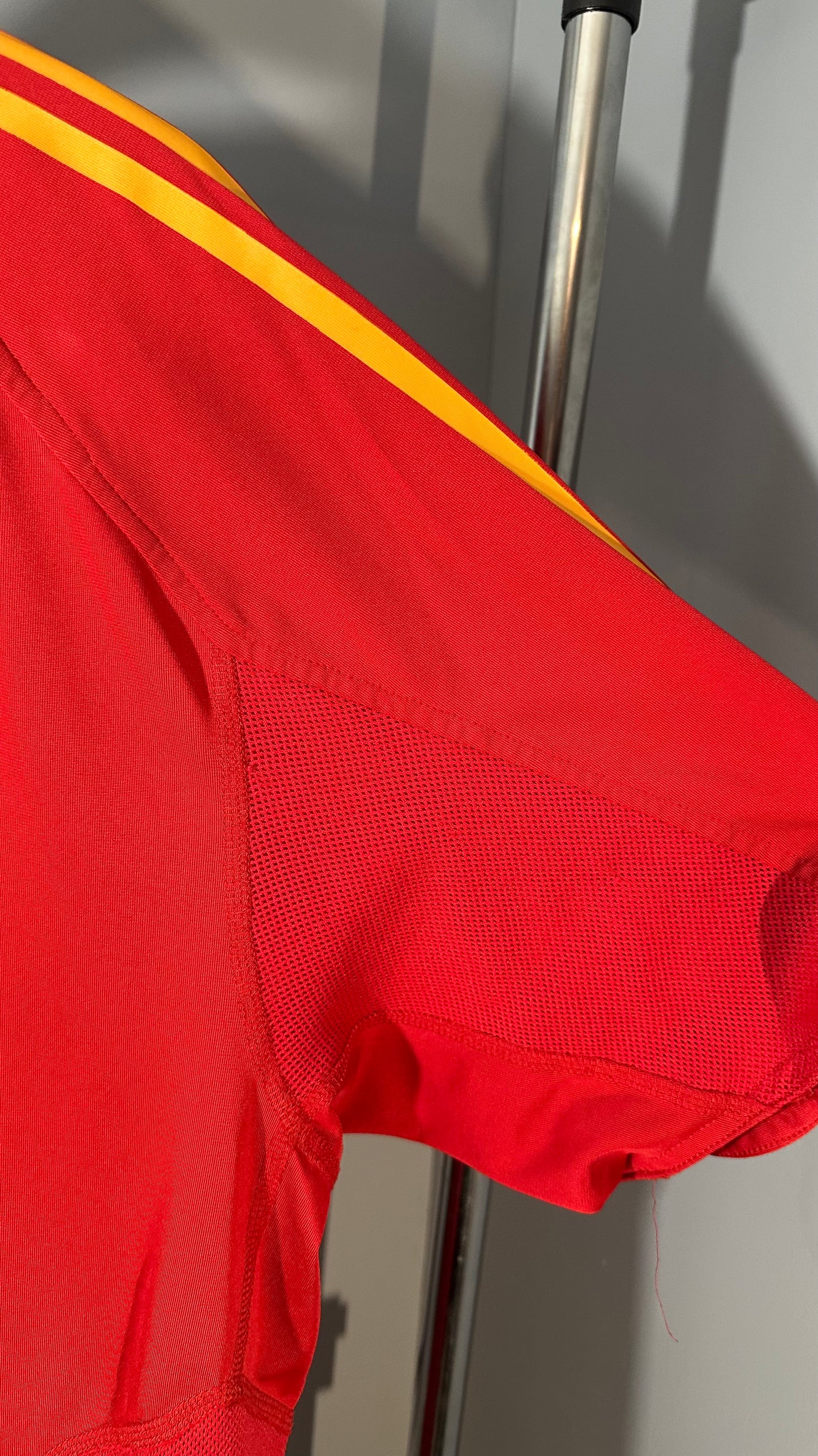 SPAIN 2004 HOME X XAVI HERNANDEZ (L)