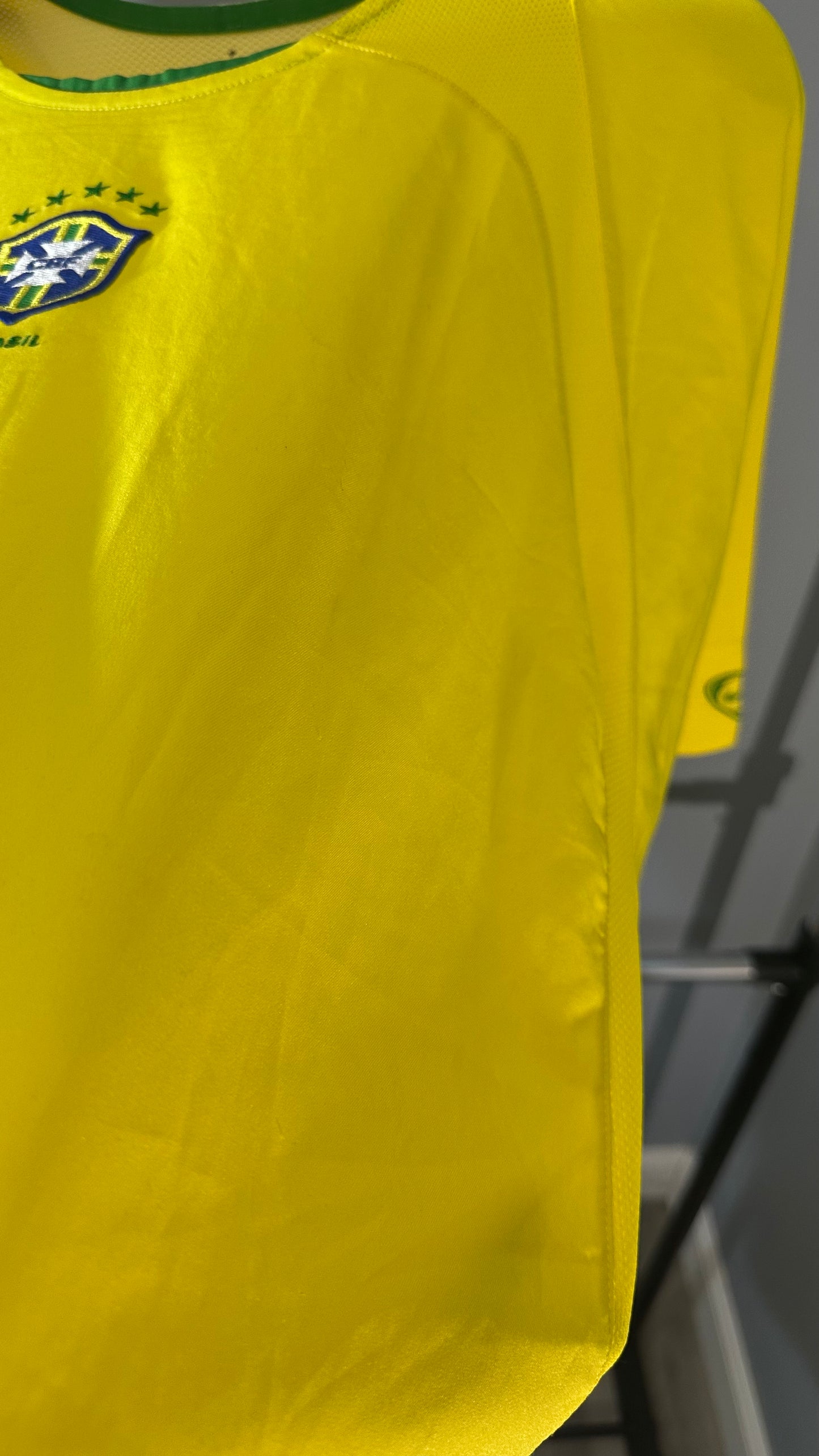 BRAZIL 2004 TRAINING JERSEY (XL)