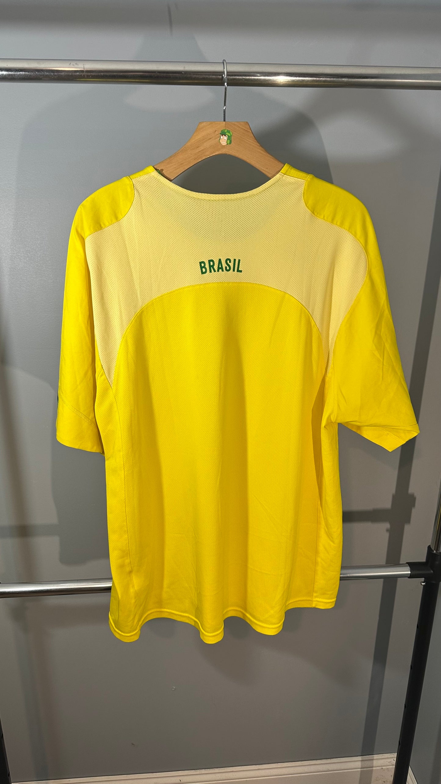 BRAZIL 2004 TRAINING JERSEY (XL)