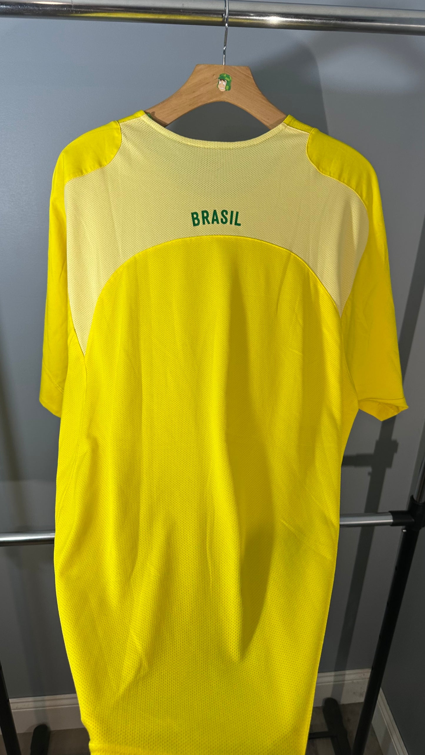 BRAZIL 2004 TRAINING JERSEY (XL)