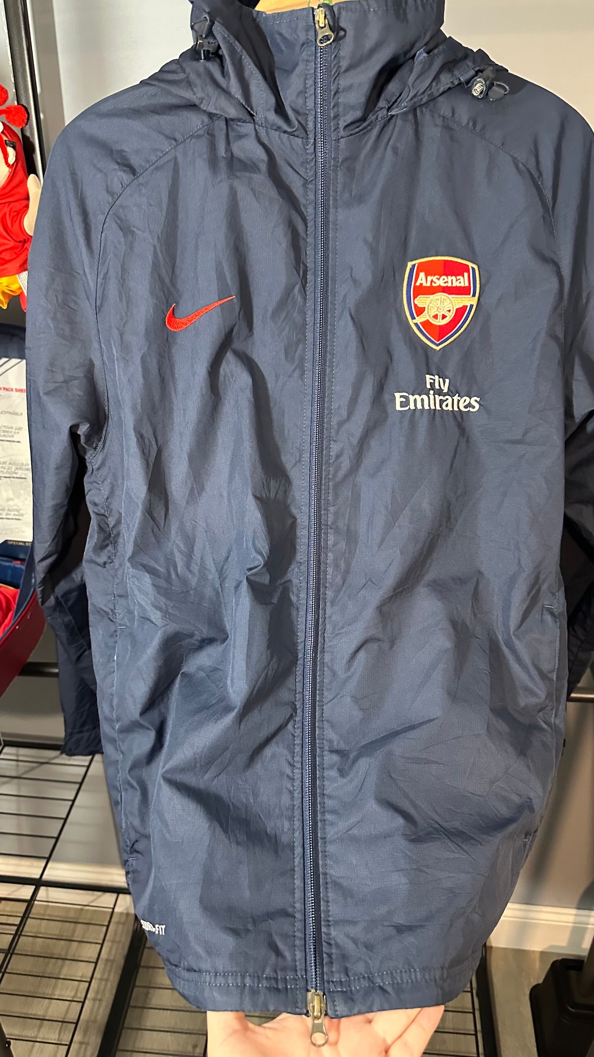 ARSENAL 2011 HOODED RAIN JACKET (M)