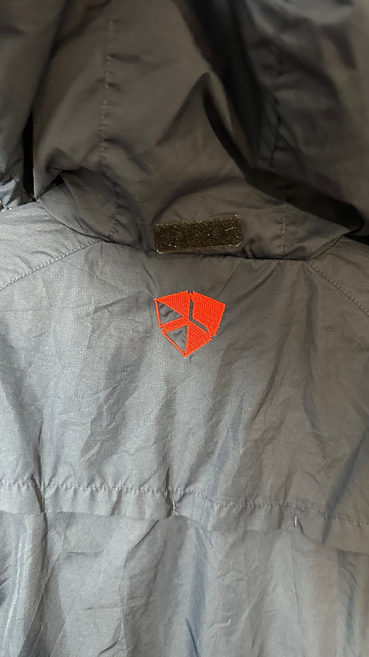 ARSENAL 2011 HOODED RAIN JACKET (M)