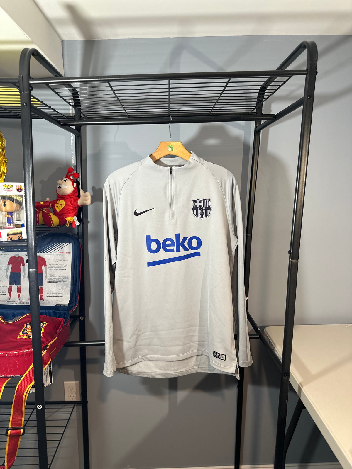 FC BARCELONA 2018 QUATER ZIP TRAINING TOP (L)