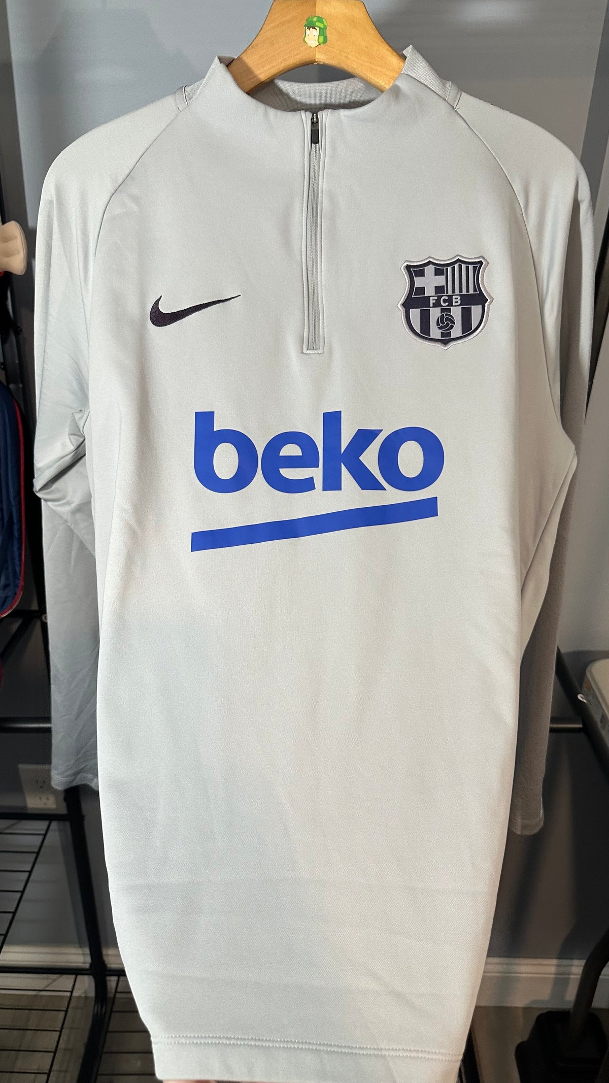 FC BARCELONA 2018 QUATER ZIP TRAINING TOP (L)