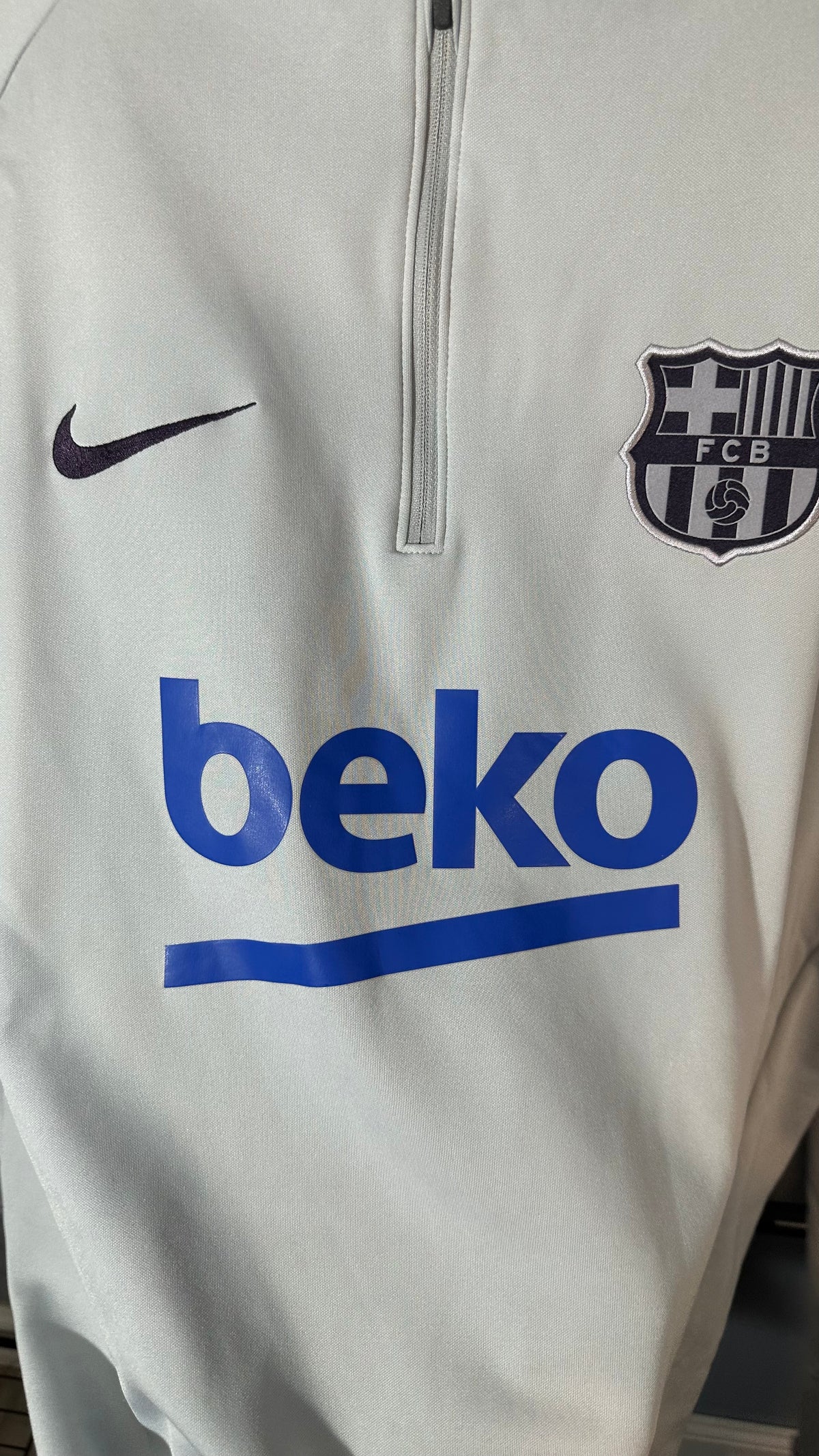 FC BARCELONA 2018 QUATER ZIP TRAINING TOP (L)