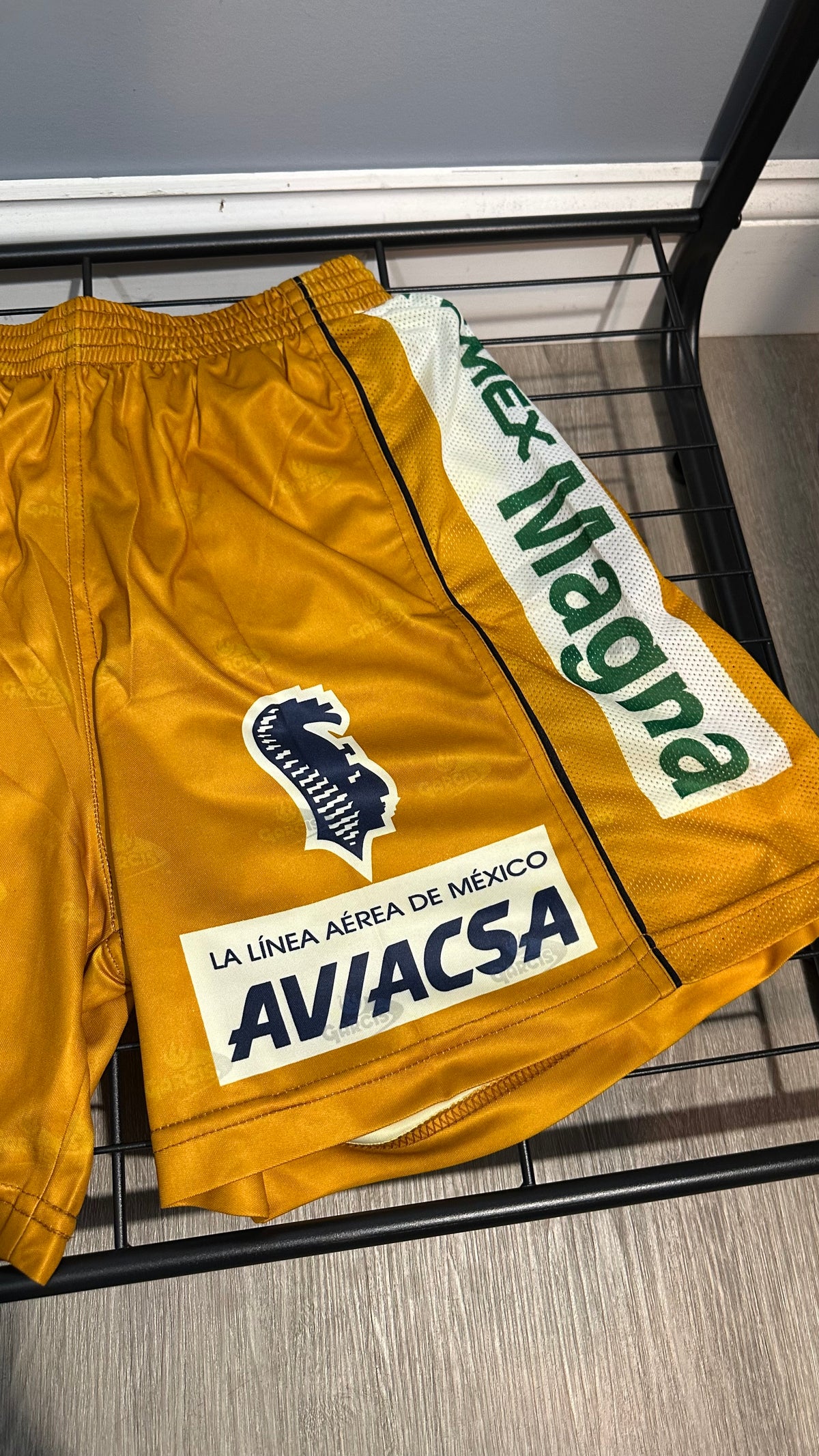 VINTAGE JAGUARES DE CHIAPAS SHORTS (XL)