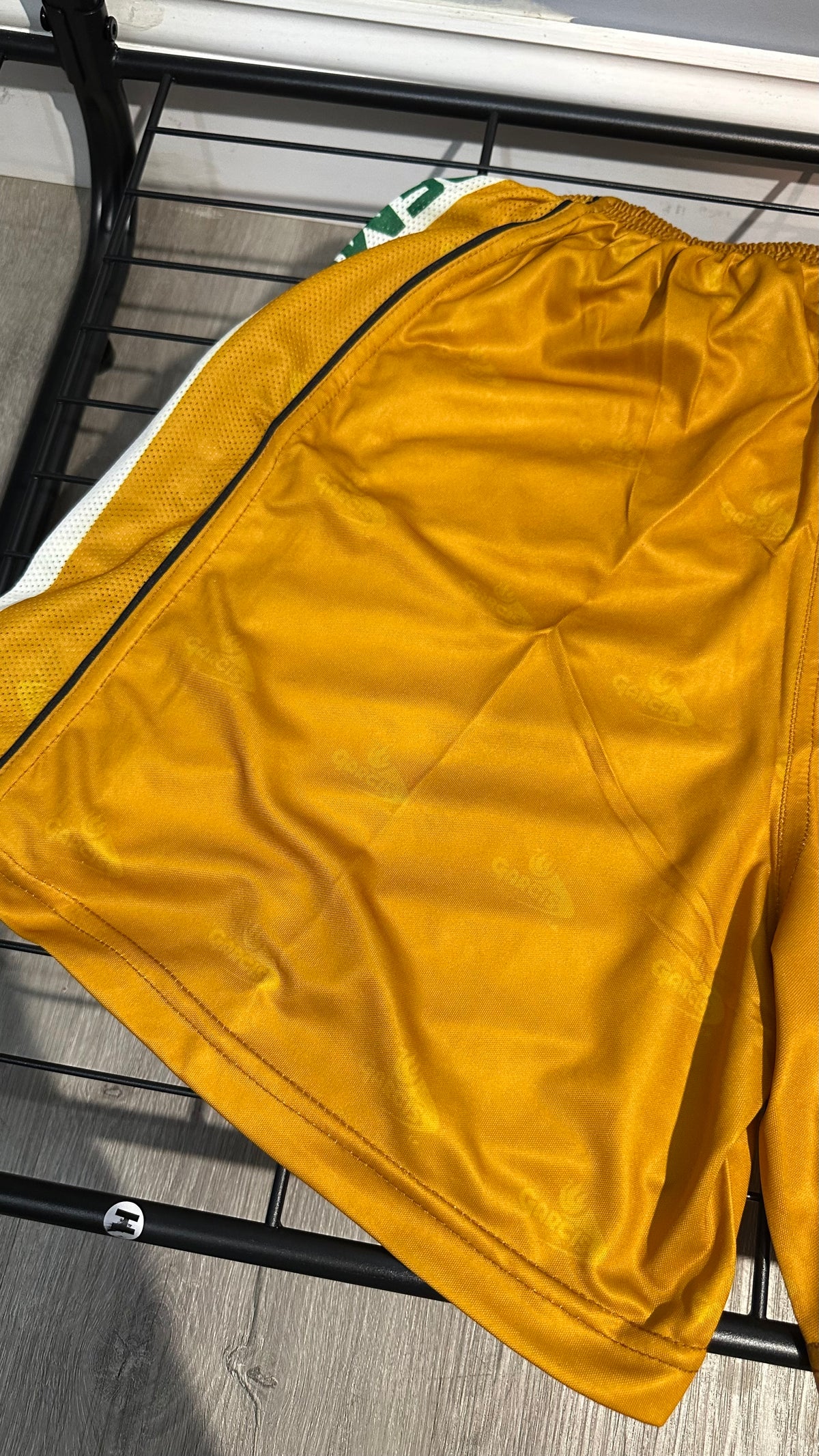 VINTAGE JAGUARES DE CHIAPAS SHORTS (XL)
