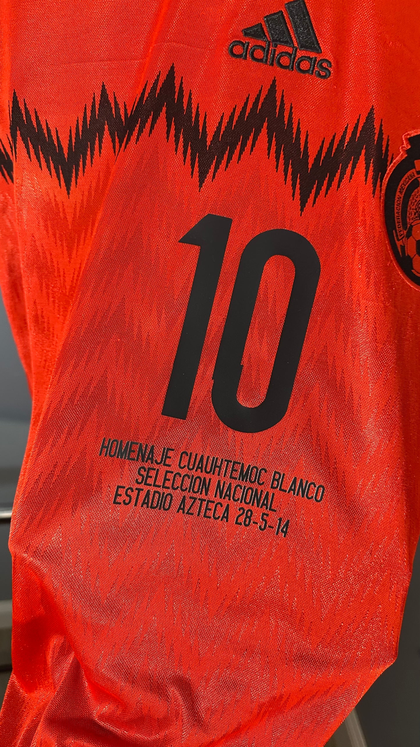 MEXICO 2014 AWAY X CUAUHTEMOC BLANCO TRIBUTE JERSEY (L)