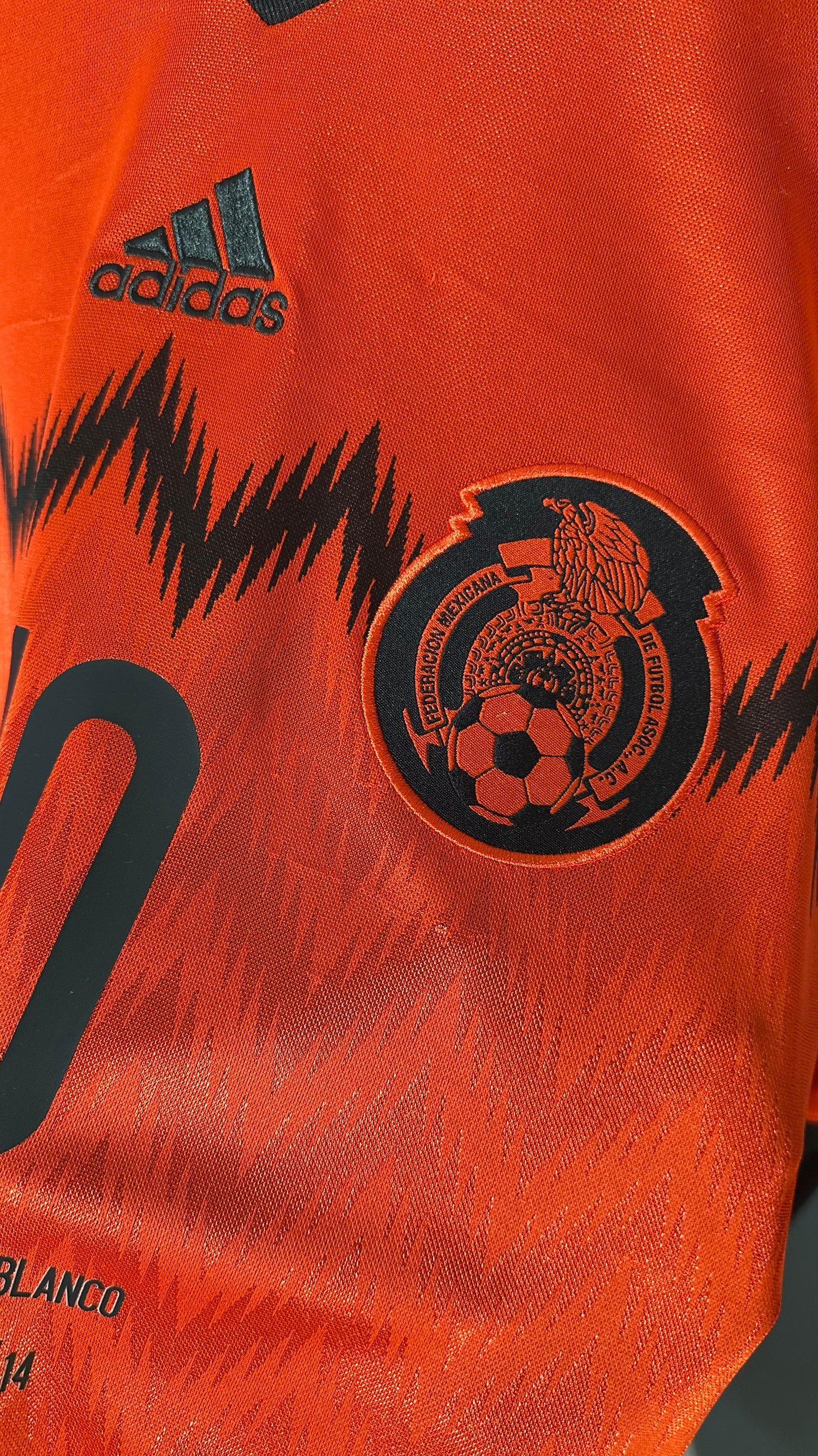 MEXICO 2014 AWAY X CUAUHTEMOC BLANCO TRIBUTE JERSEY (L)