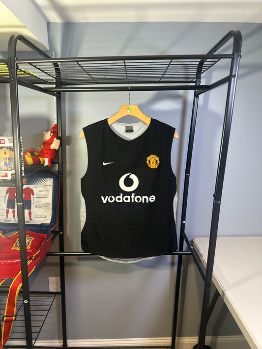 MANCHESTER UNITED 2003 SLEEVELESS TRAINING JERSEY (S)